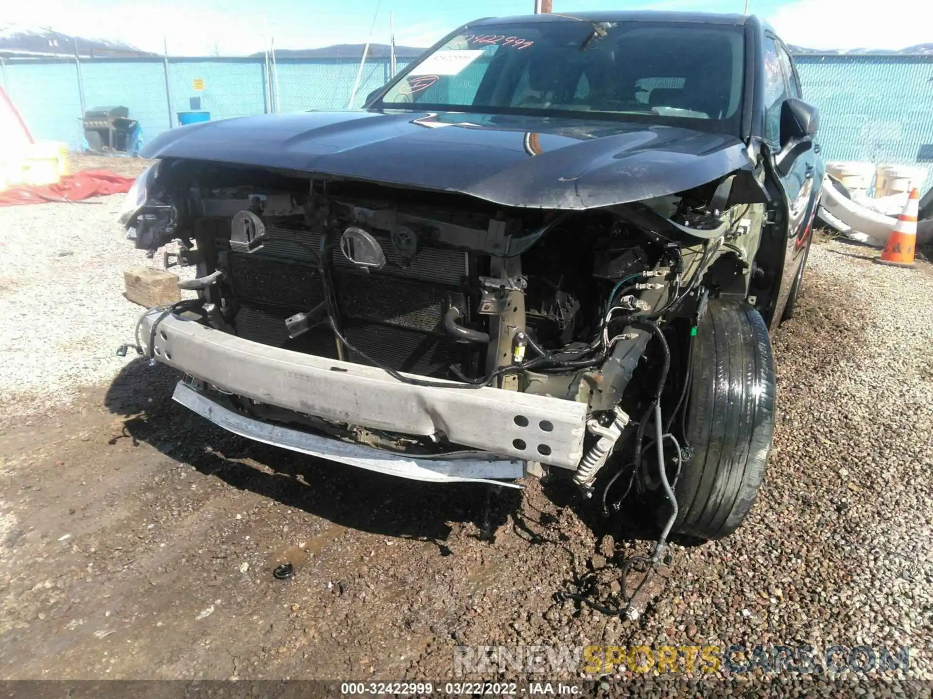 6 Photograph of a damaged car 5TDBBRCH8MS517669 TOYOTA HIGHLANDER 2021