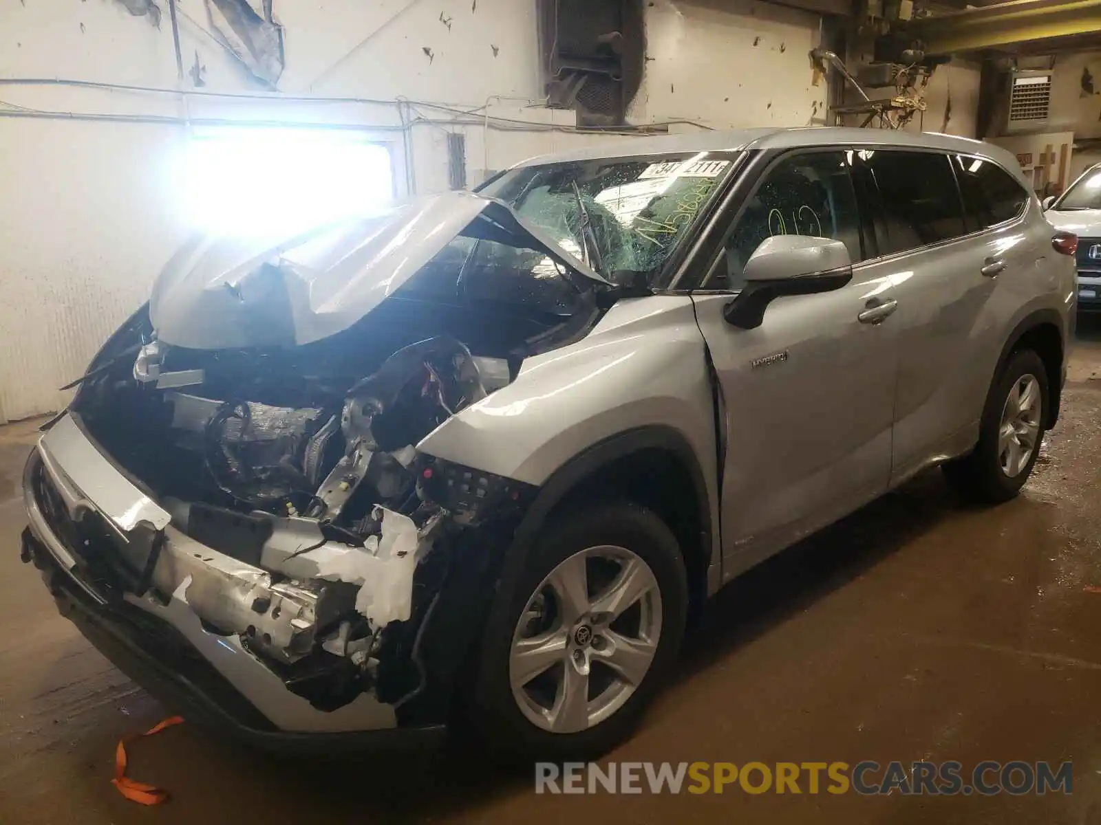 2 Photograph of a damaged car 5TDBBRCH9MS518247 TOYOTA HIGHLANDER 2021