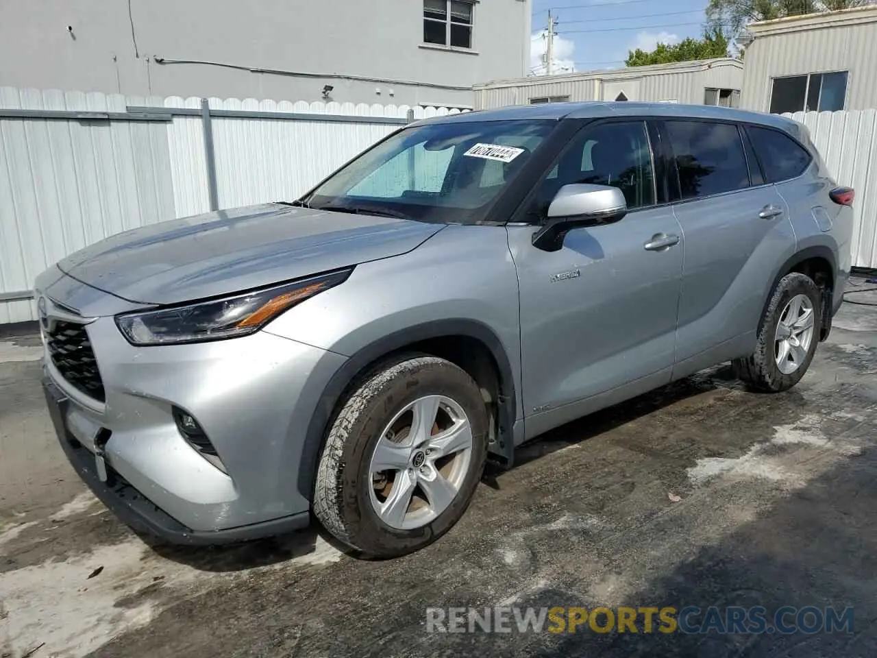 1 Photograph of a damaged car 5TDBBRCHXMS525661 TOYOTA HIGHLANDER 2021