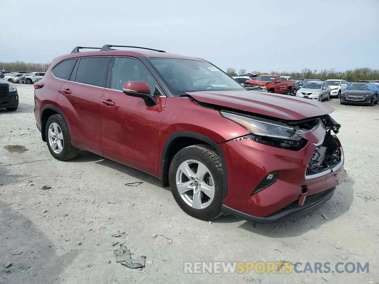 4 Photograph of a damaged car 5TDBZRBH1MS104473 TOYOTA HIGHLANDER 2021