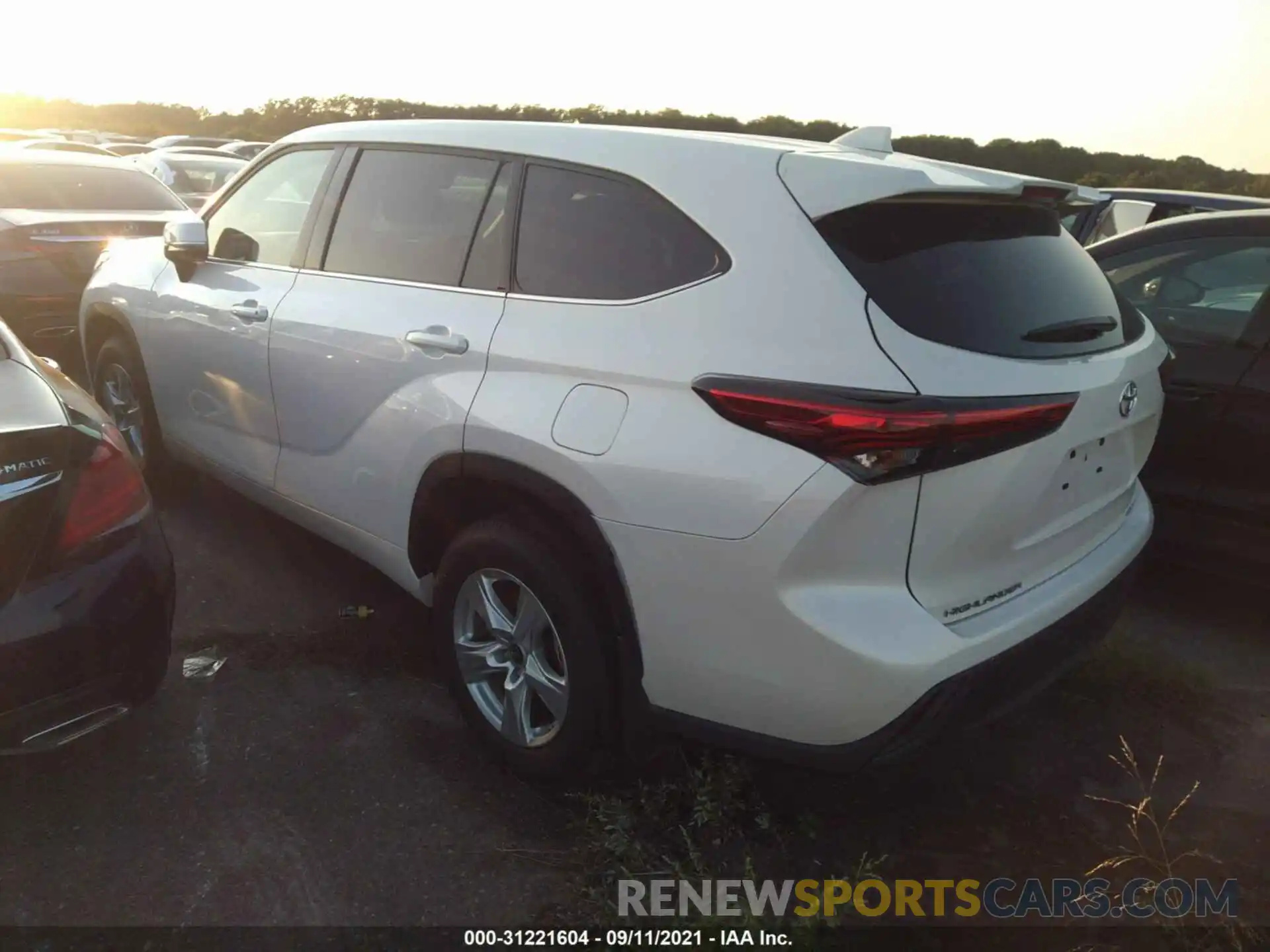 3 Photograph of a damaged car 5TDBZRBH2MS131214 TOYOTA HIGHLANDER 2021