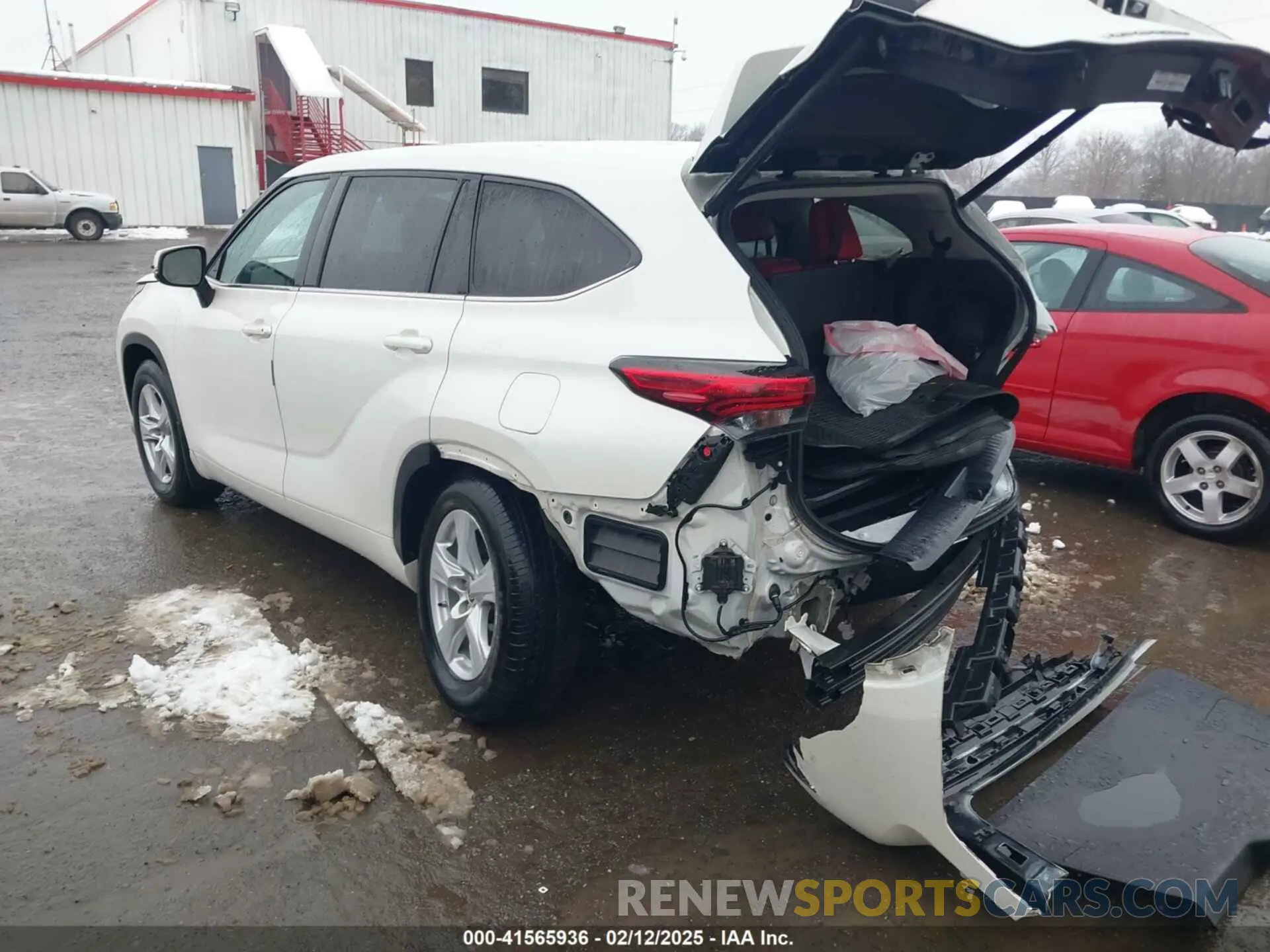 3 Photograph of a damaged car 5TDBZRBH2MS544184 TOYOTA HIGHLANDER 2021