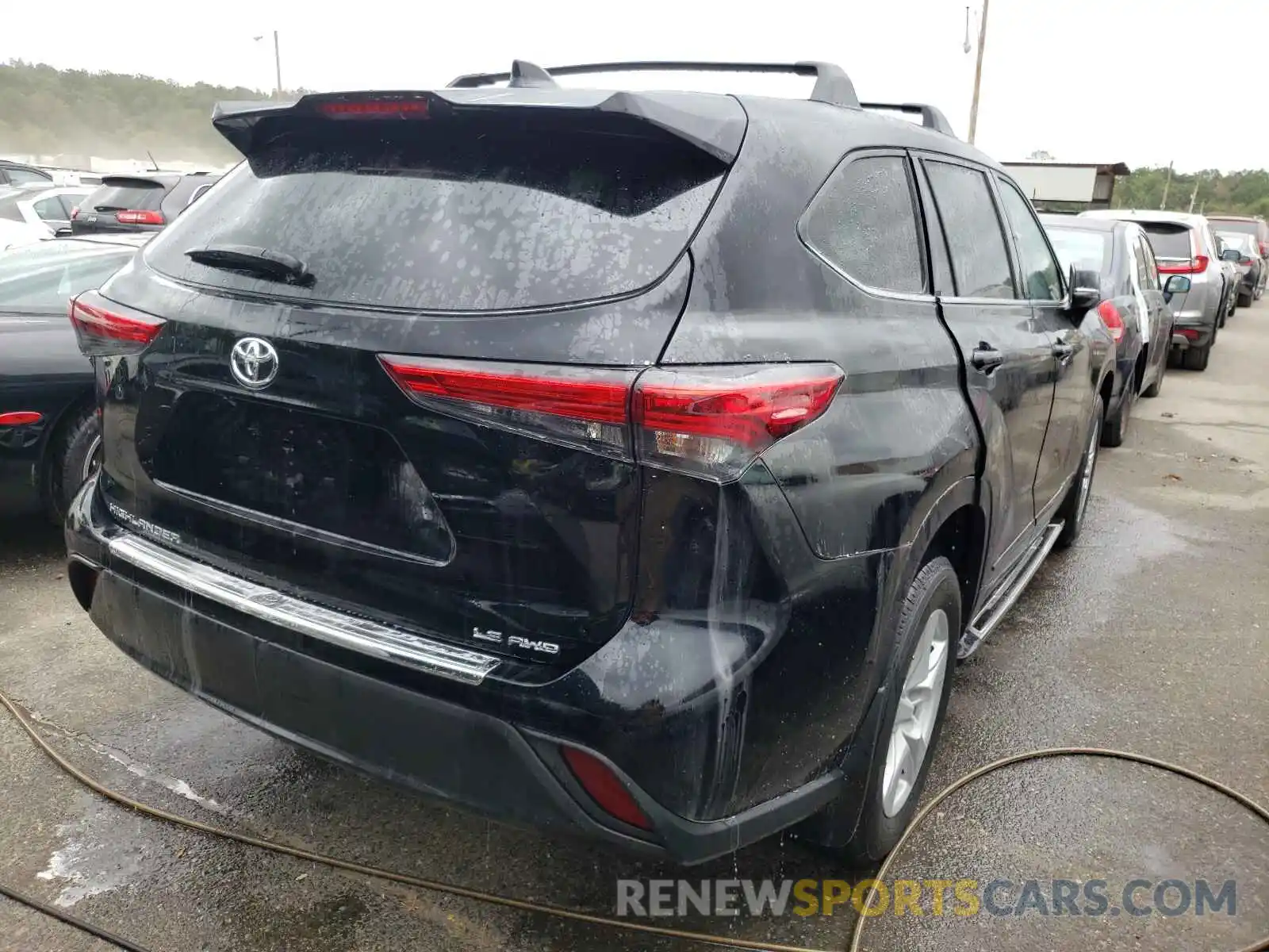 4 Photograph of a damaged car 5TDBZRBH3MS090611 TOYOTA HIGHLANDER 2021