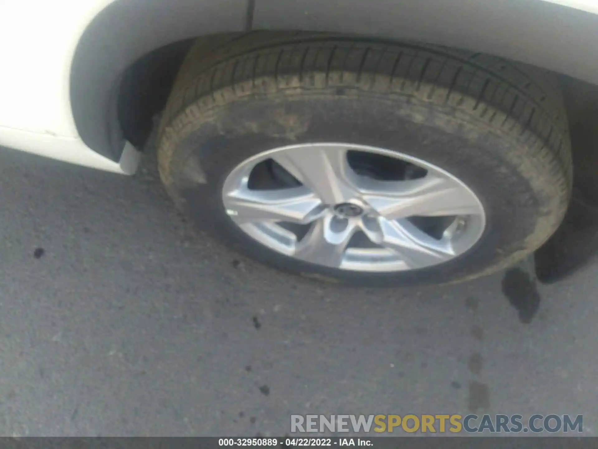 14 Photograph of a damaged car 5TDBZRBH3MS123123 TOYOTA HIGHLANDER 2021