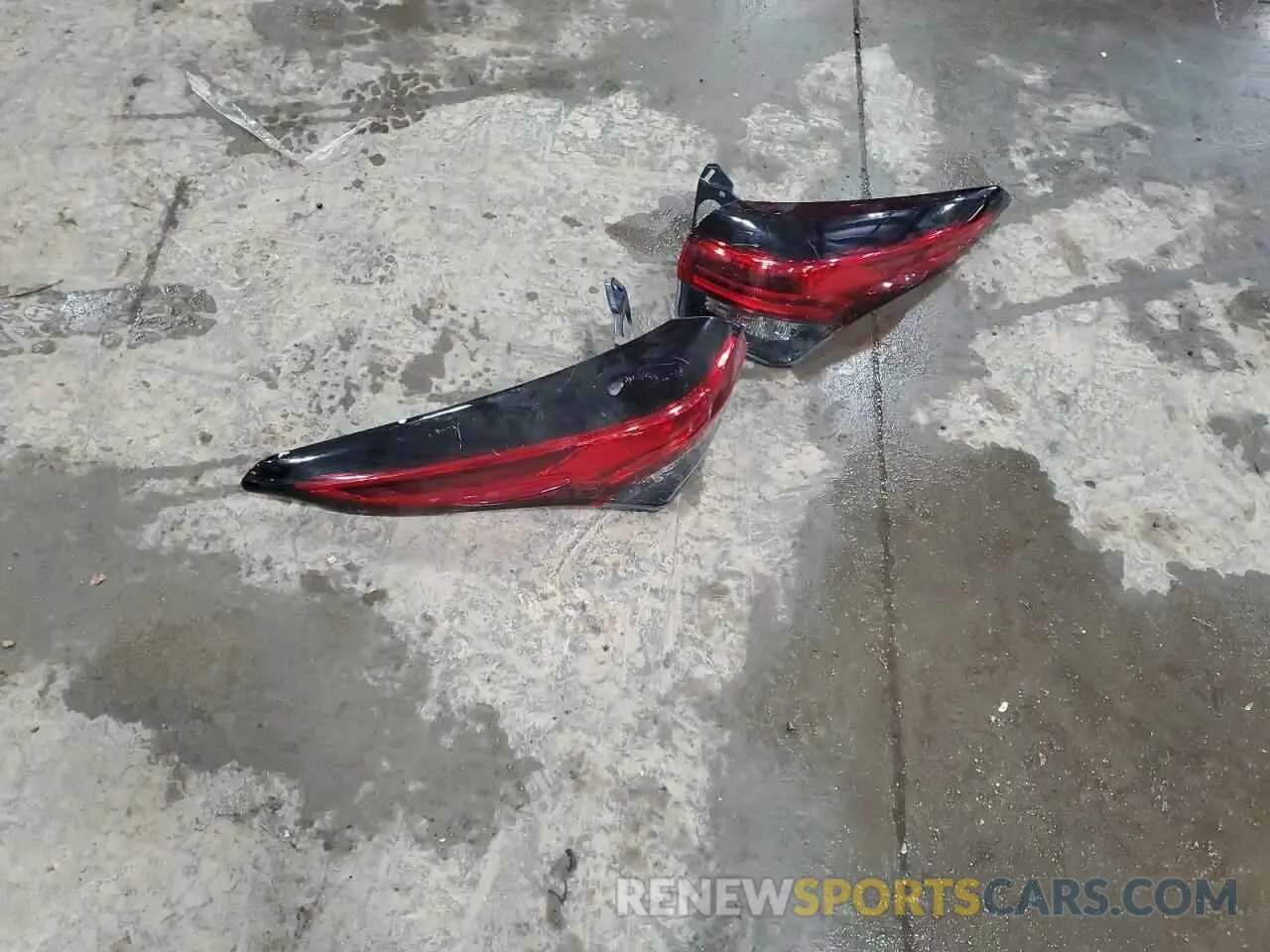 13 Photograph of a damaged car 5TDBZRBH4MS546549 TOYOTA HIGHLANDER 2021