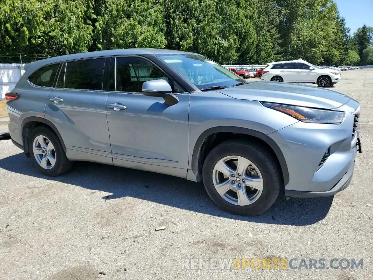 4 Photograph of a damaged car 5TDBZRBH5MS059988 TOYOTA HIGHLANDER 2021