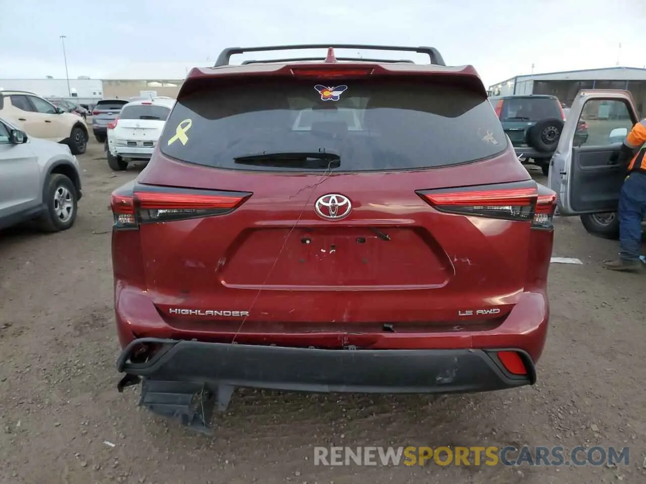 6 Photograph of a damaged car 5TDBZRBH5MS136858 TOYOTA HIGHLANDER 2021