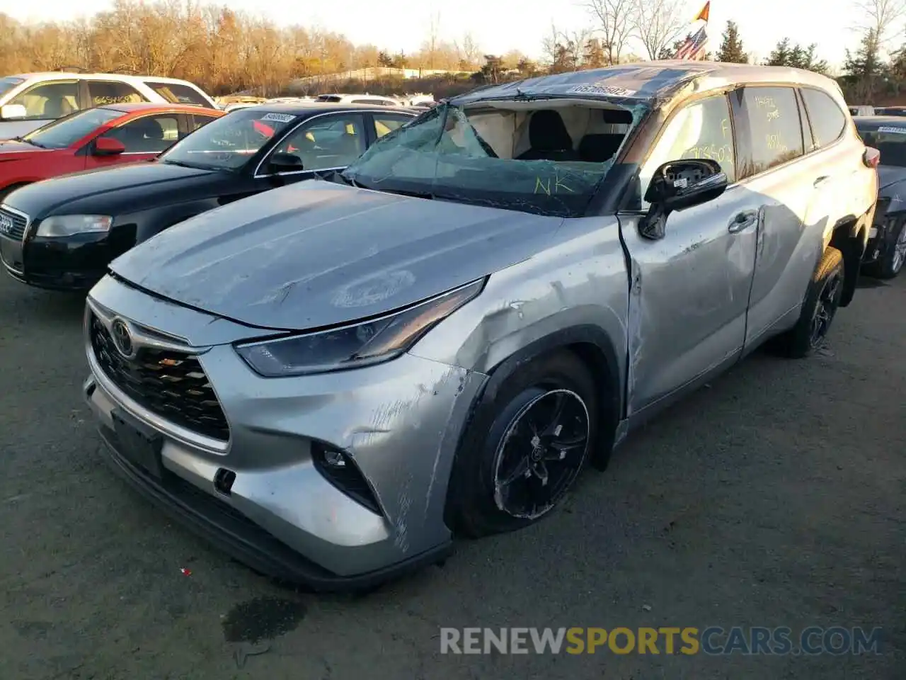 2 Photograph of a damaged car 5TDBZRBH6MS549825 TOYOTA HIGHLANDER 2021