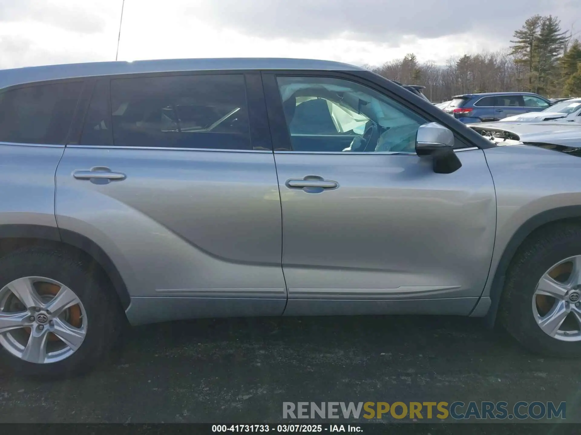 12 Photograph of a damaged car 5TDBZRBH7MS073469 TOYOTA HIGHLANDER 2021