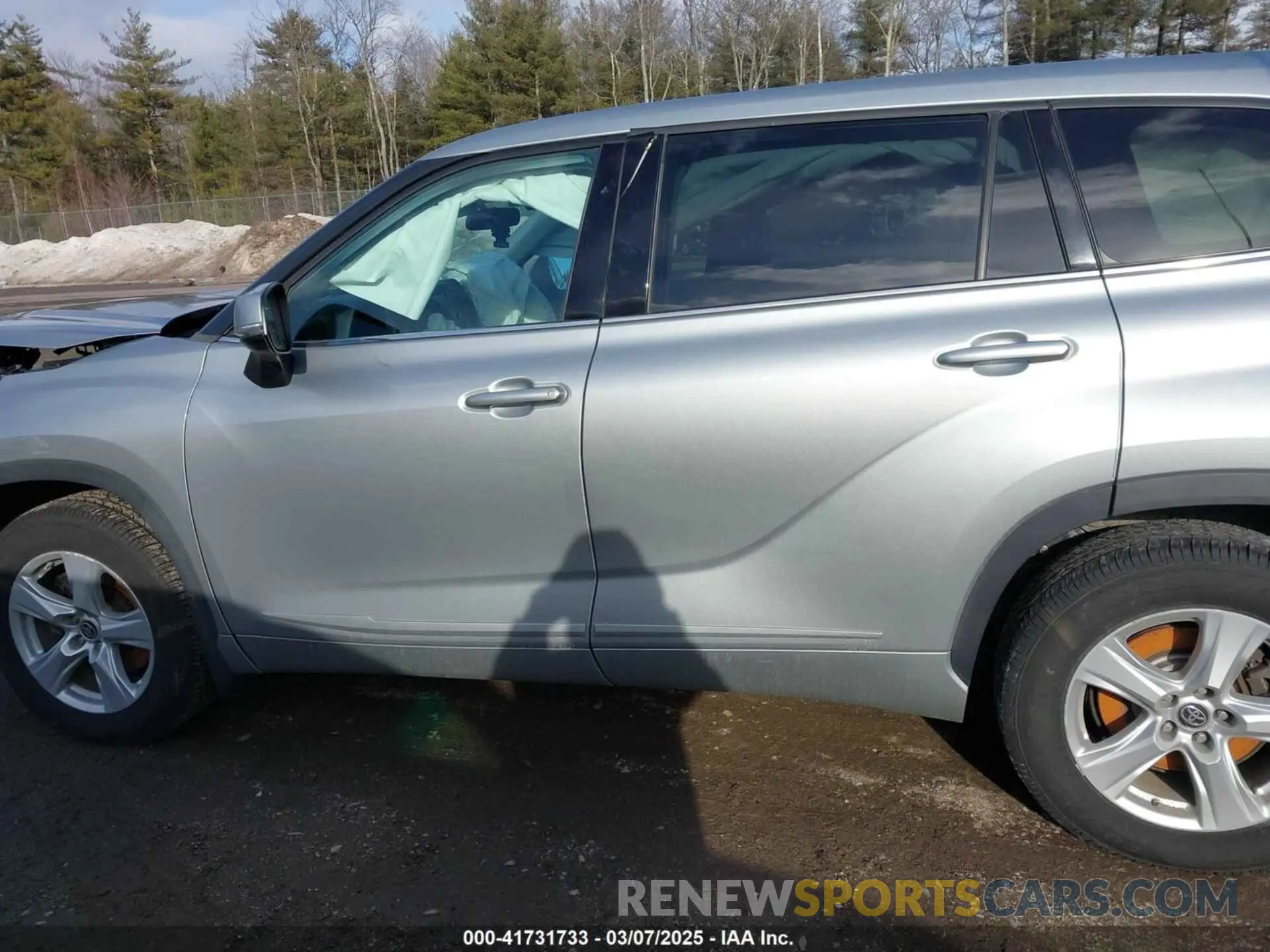13 Photograph of a damaged car 5TDBZRBH7MS073469 TOYOTA HIGHLANDER 2021