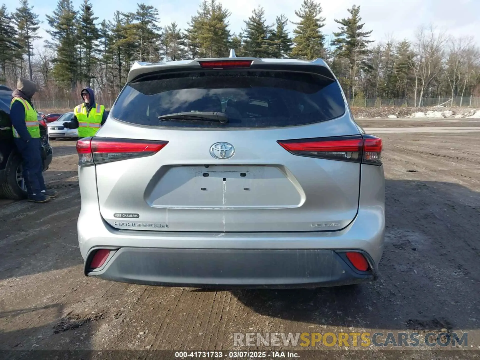 15 Photograph of a damaged car 5TDBZRBH7MS073469 TOYOTA HIGHLANDER 2021