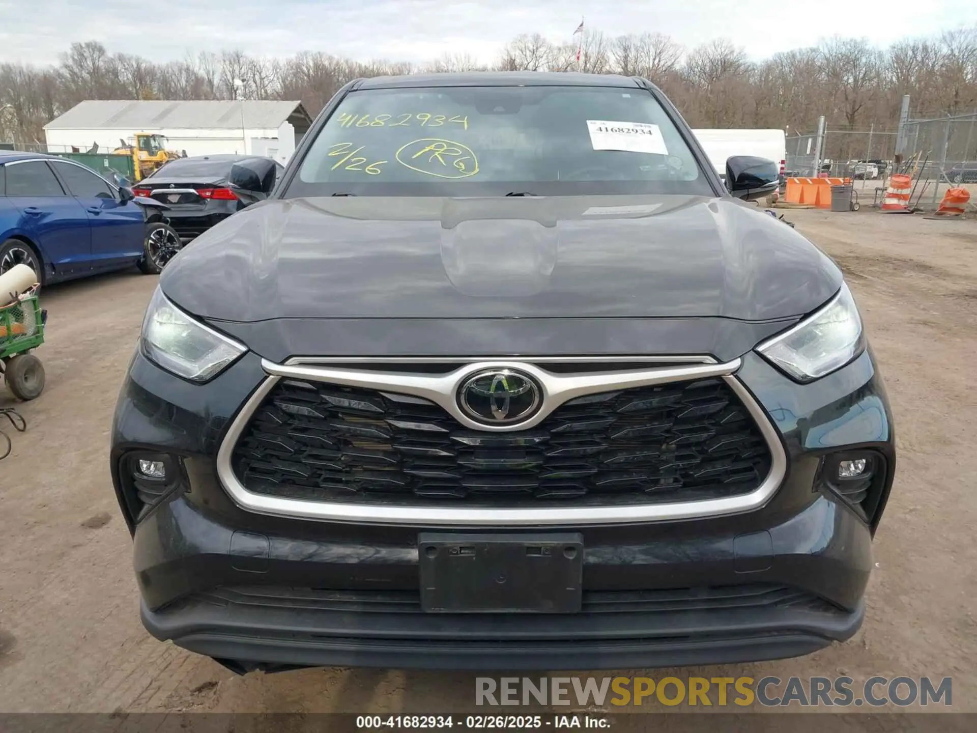 12 Photograph of a damaged car 5TDBZRBH7MS134660 TOYOTA HIGHLANDER 2021