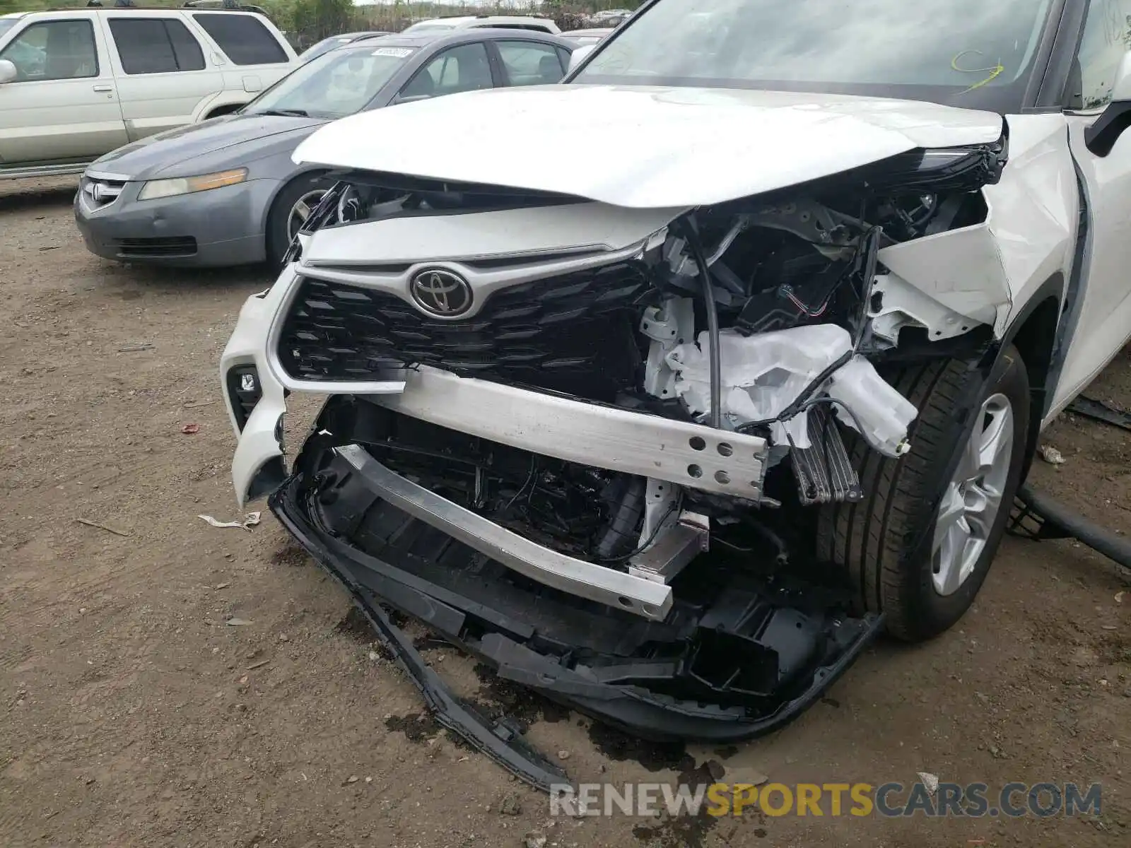 9 Photograph of a damaged car 5TDBZRBH9MS534266 TOYOTA HIGHLANDER 2021