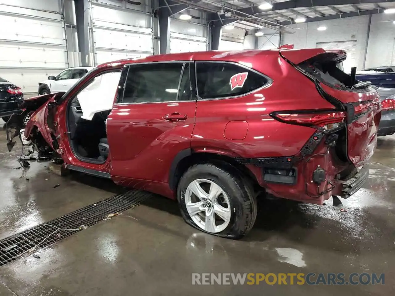 2 Photograph of a damaged car 5TDBZRBHXMS532140 TOYOTA HIGHLANDER 2021