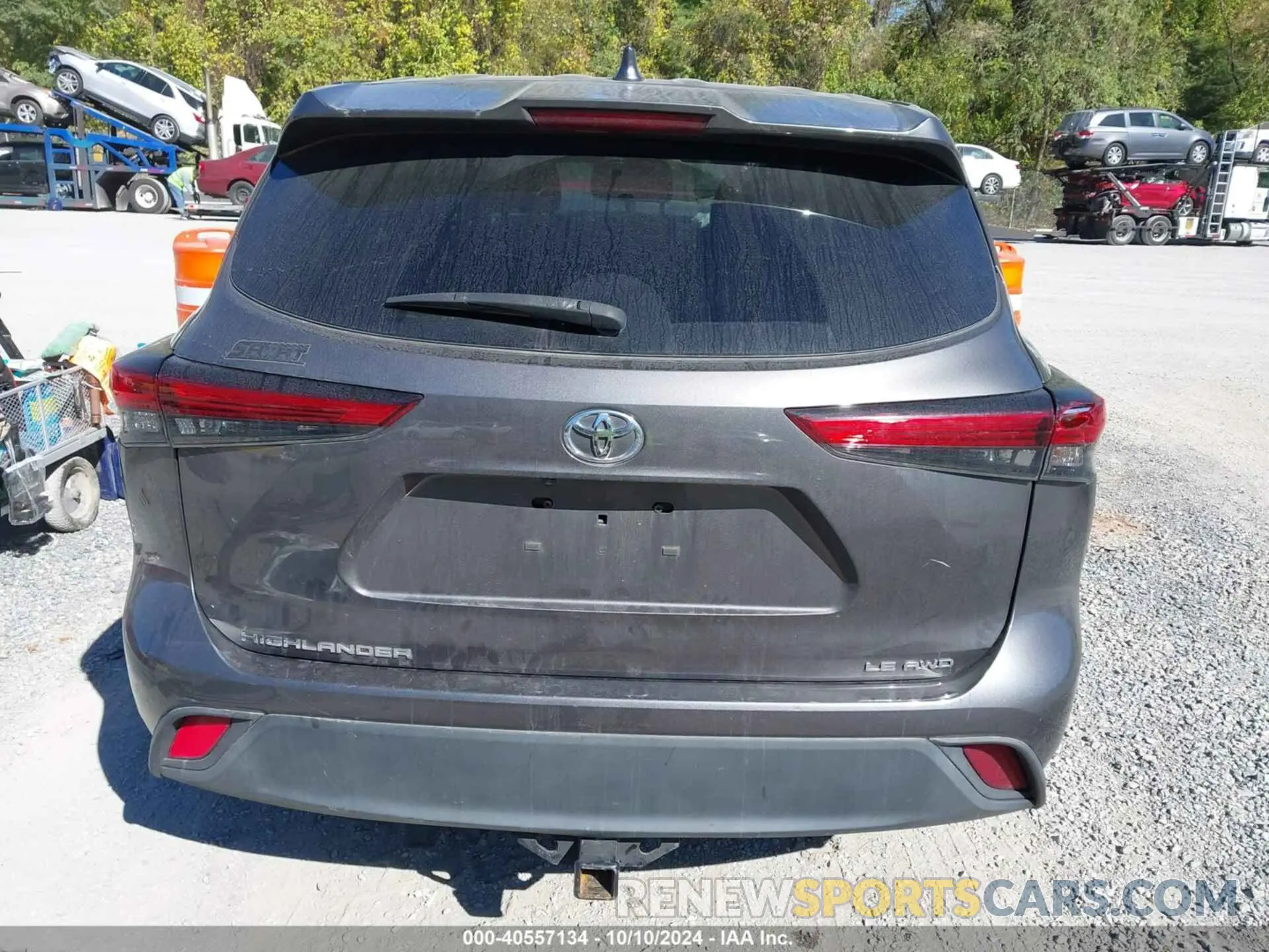 17 Photograph of a damaged car 5TDBZRBHXMS546863 TOYOTA HIGHLANDER 2021