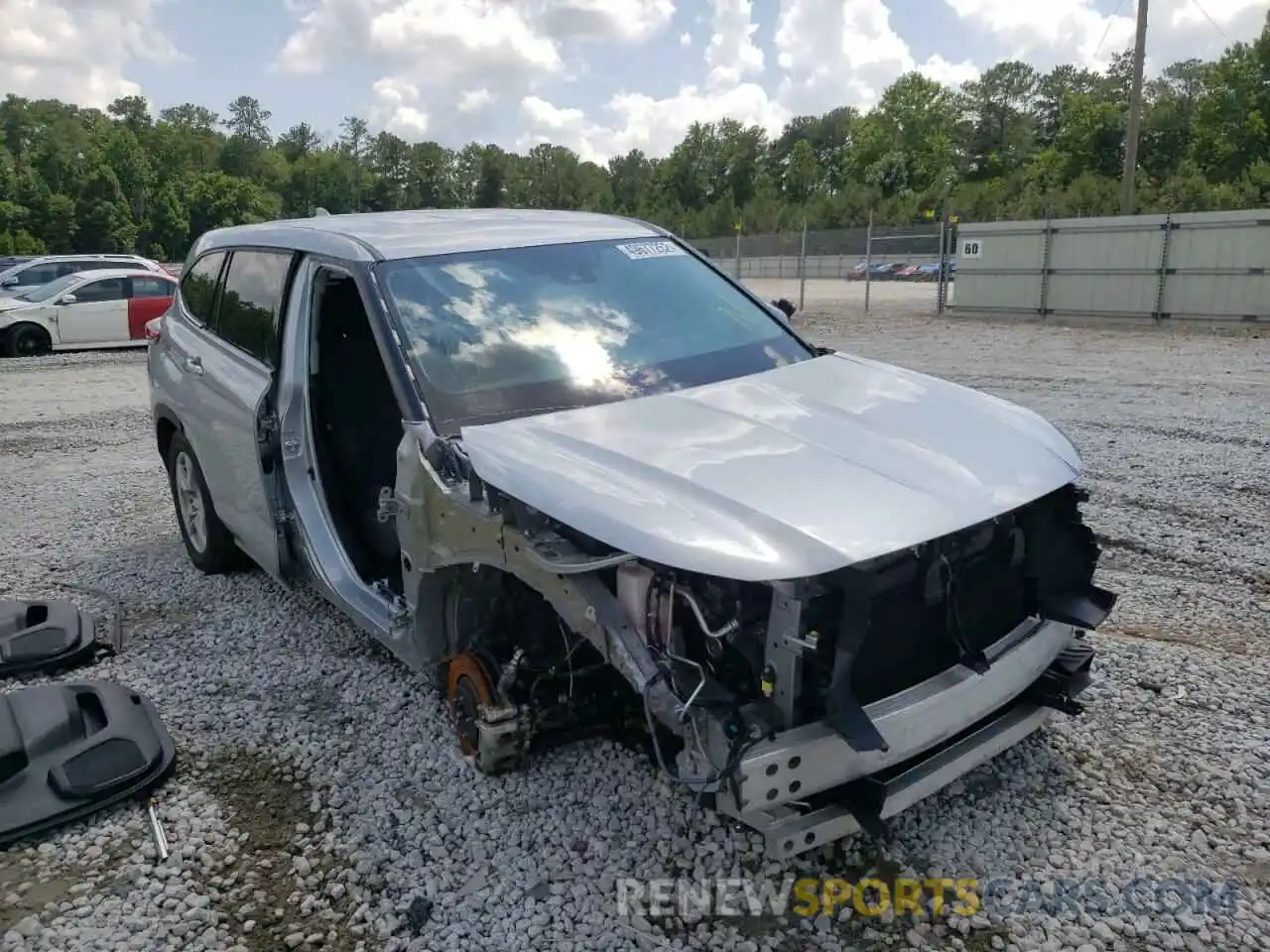 1 Photograph of a damaged car 5TDCZRAH0MS037869 TOYOTA HIGHLANDER 2021