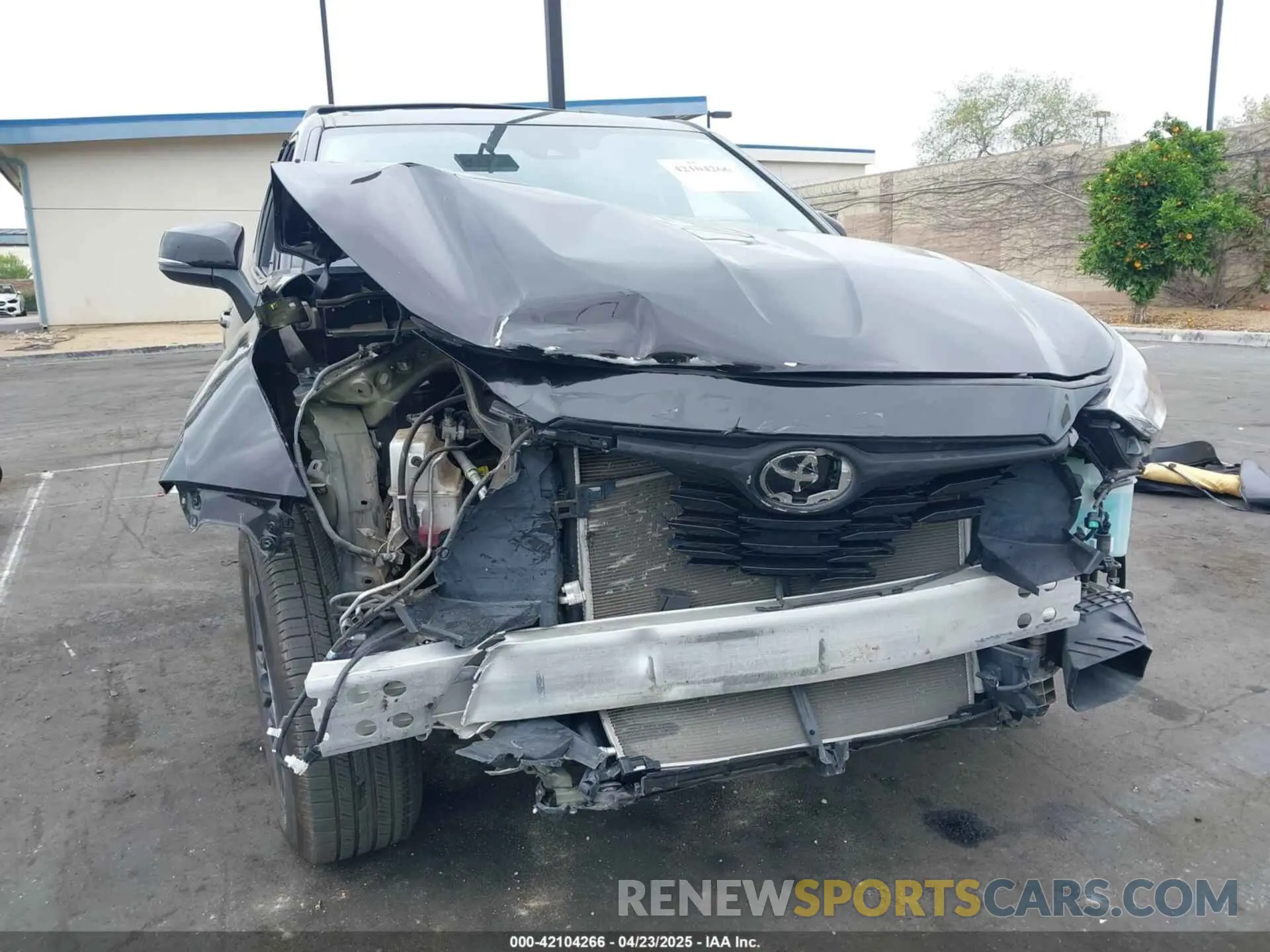 6 Photograph of a damaged car 5TDCZRAH1MS085834 TOYOTA HIGHLANDER 2021