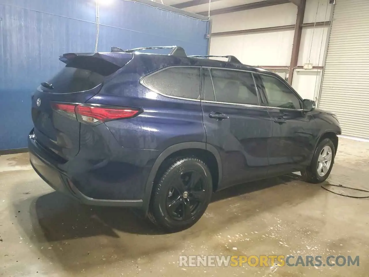 3 Photograph of a damaged car 5TDCZRAH3MS531241 TOYOTA HIGHLANDER 2021