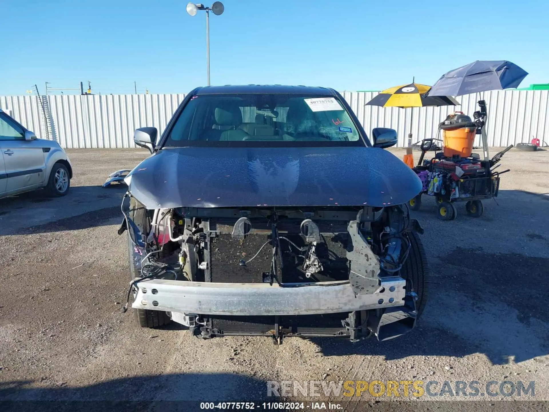 13 Photograph of a damaged car 5TDCZRAH5MS044879 TOYOTA HIGHLANDER 2021