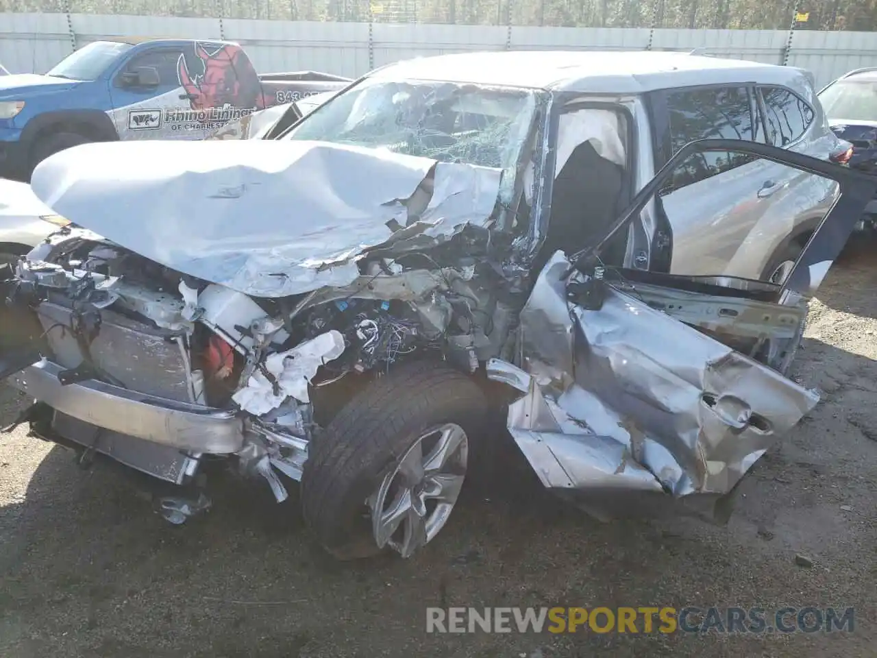 9 Photograph of a damaged car 5TDCZRAH6MS538216 TOYOTA HIGHLANDER 2021