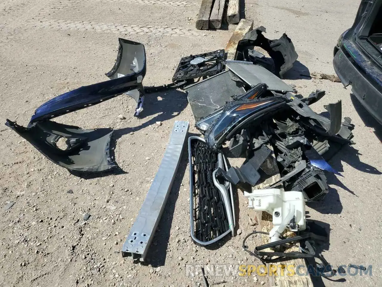 12 Photograph of a damaged car 5TDCZRAH7MS531162 TOYOTA HIGHLANDER 2021