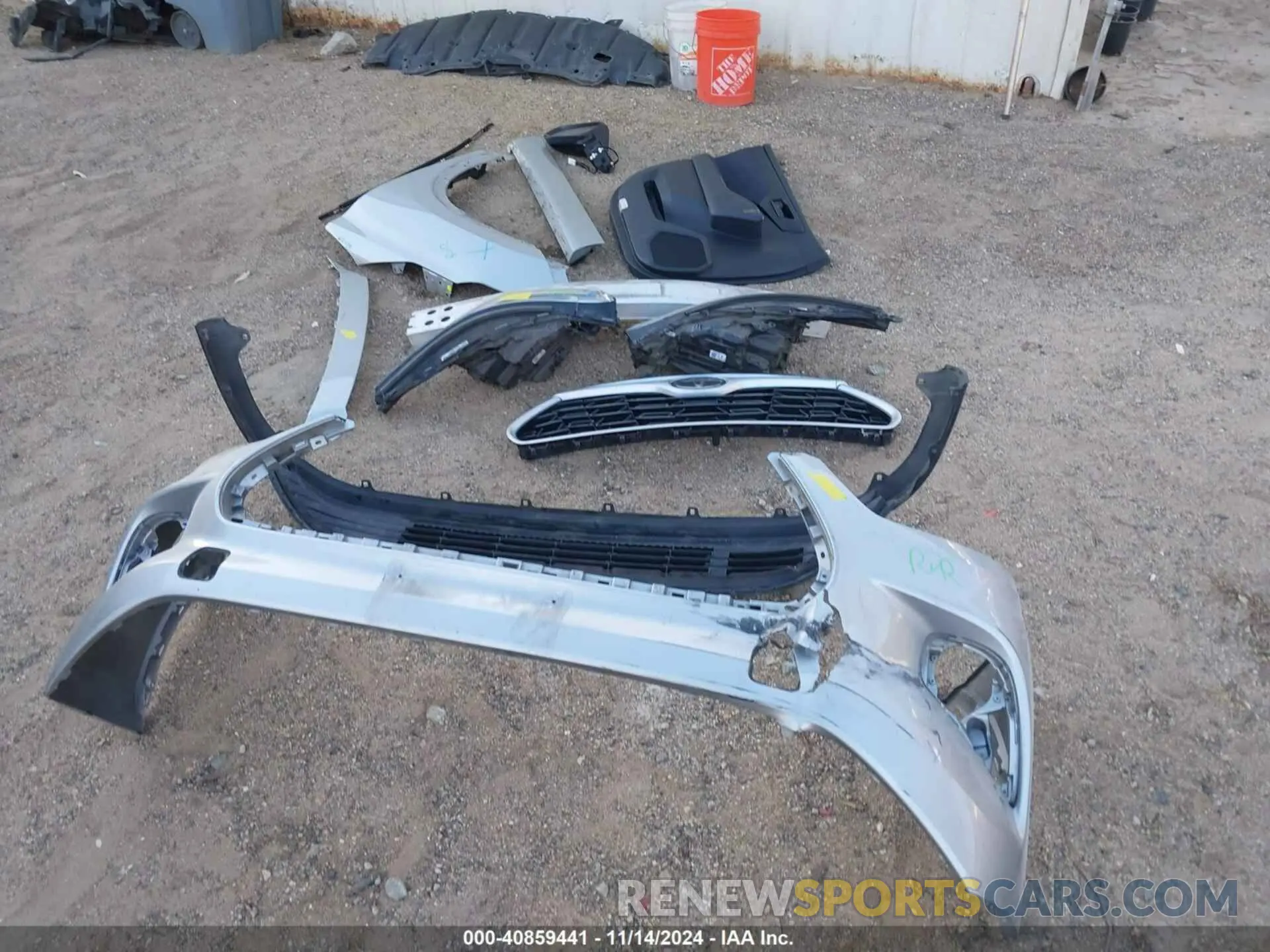 12 Photograph of a damaged car 5TDCZRAH7MS535969 TOYOTA HIGHLANDER 2021