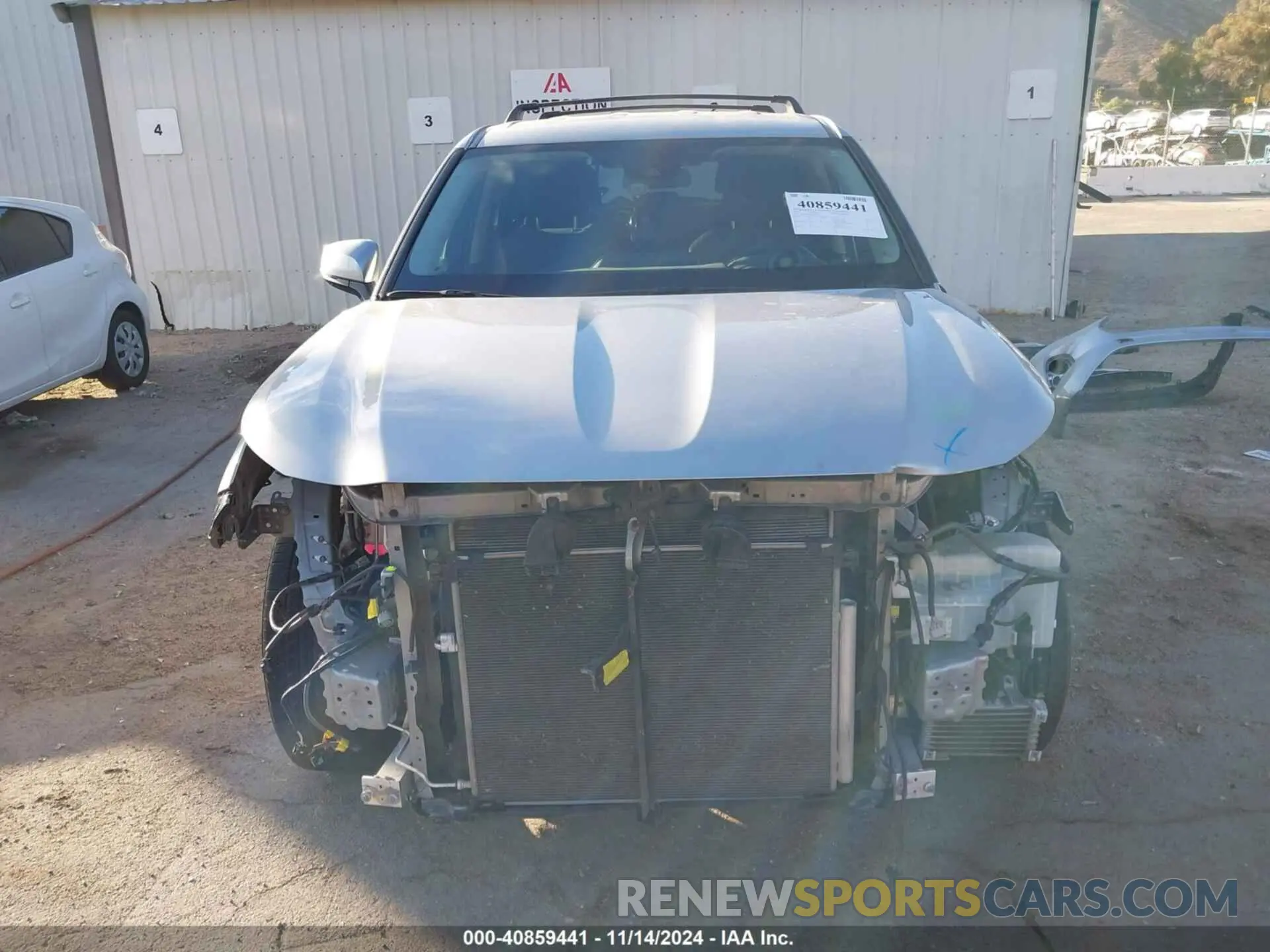 13 Photograph of a damaged car 5TDCZRAH7MS535969 TOYOTA HIGHLANDER 2021