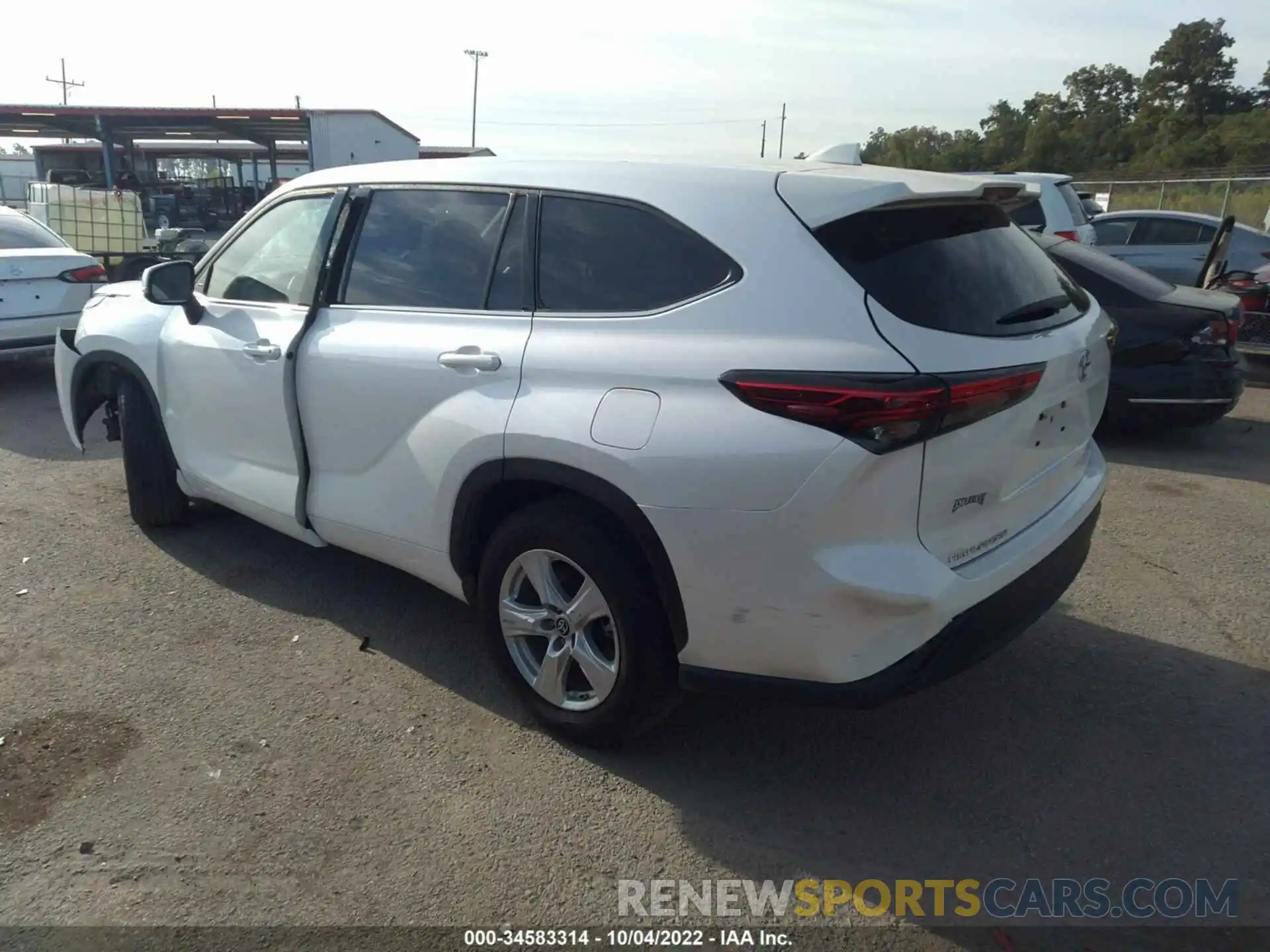 3 Photograph of a damaged car 5TDCZRAH8MS064883 TOYOTA HIGHLANDER 2021