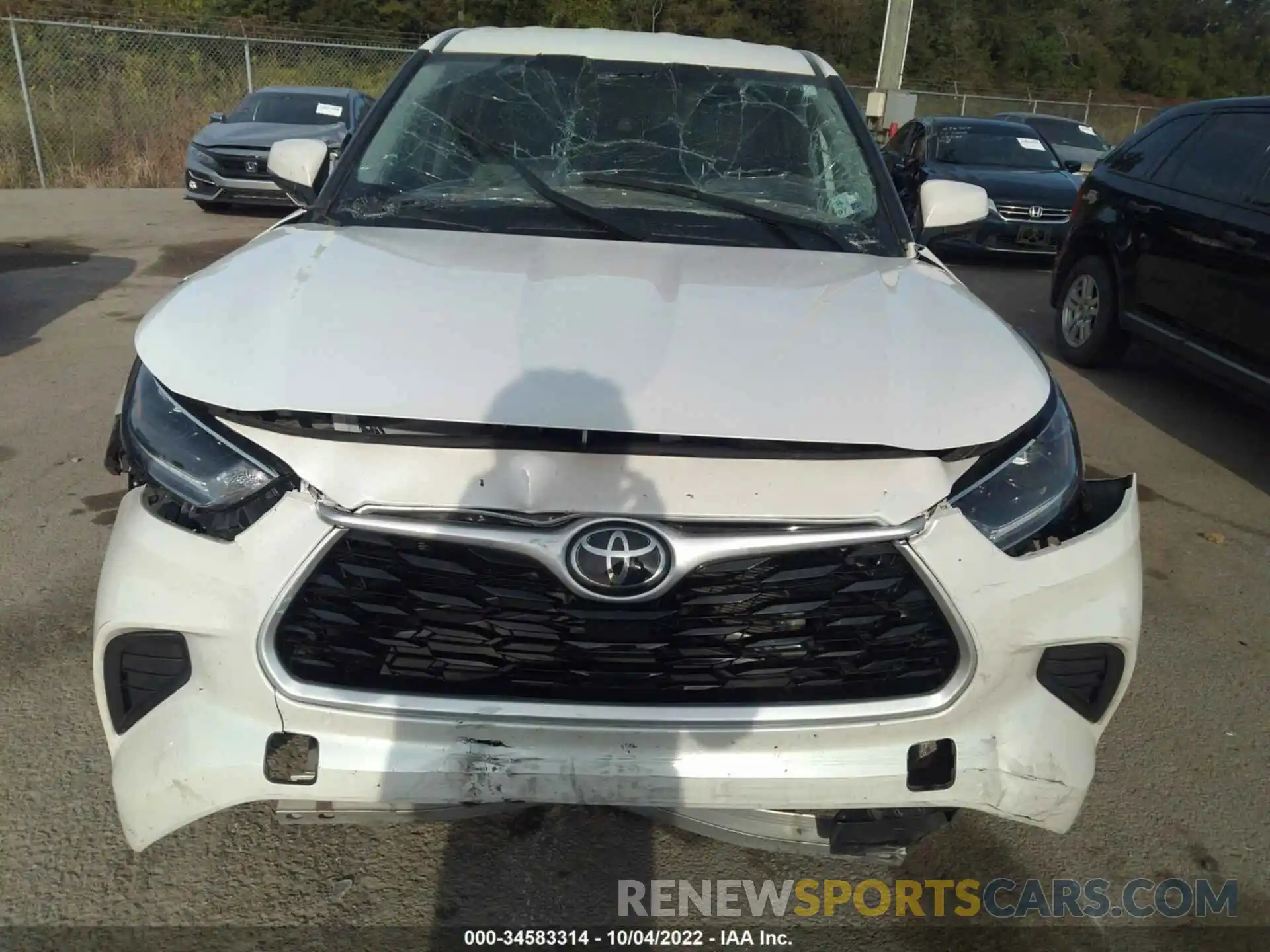 6 Photograph of a damaged car 5TDCZRAH8MS064883 TOYOTA HIGHLANDER 2021