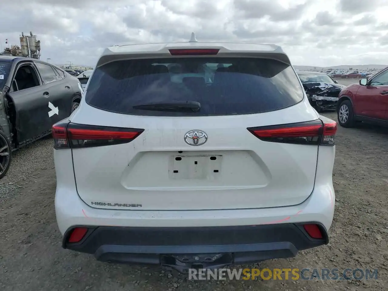 6 Photograph of a damaged car 5TDCZRAH8MS517934 TOYOTA HIGHLANDER 2021