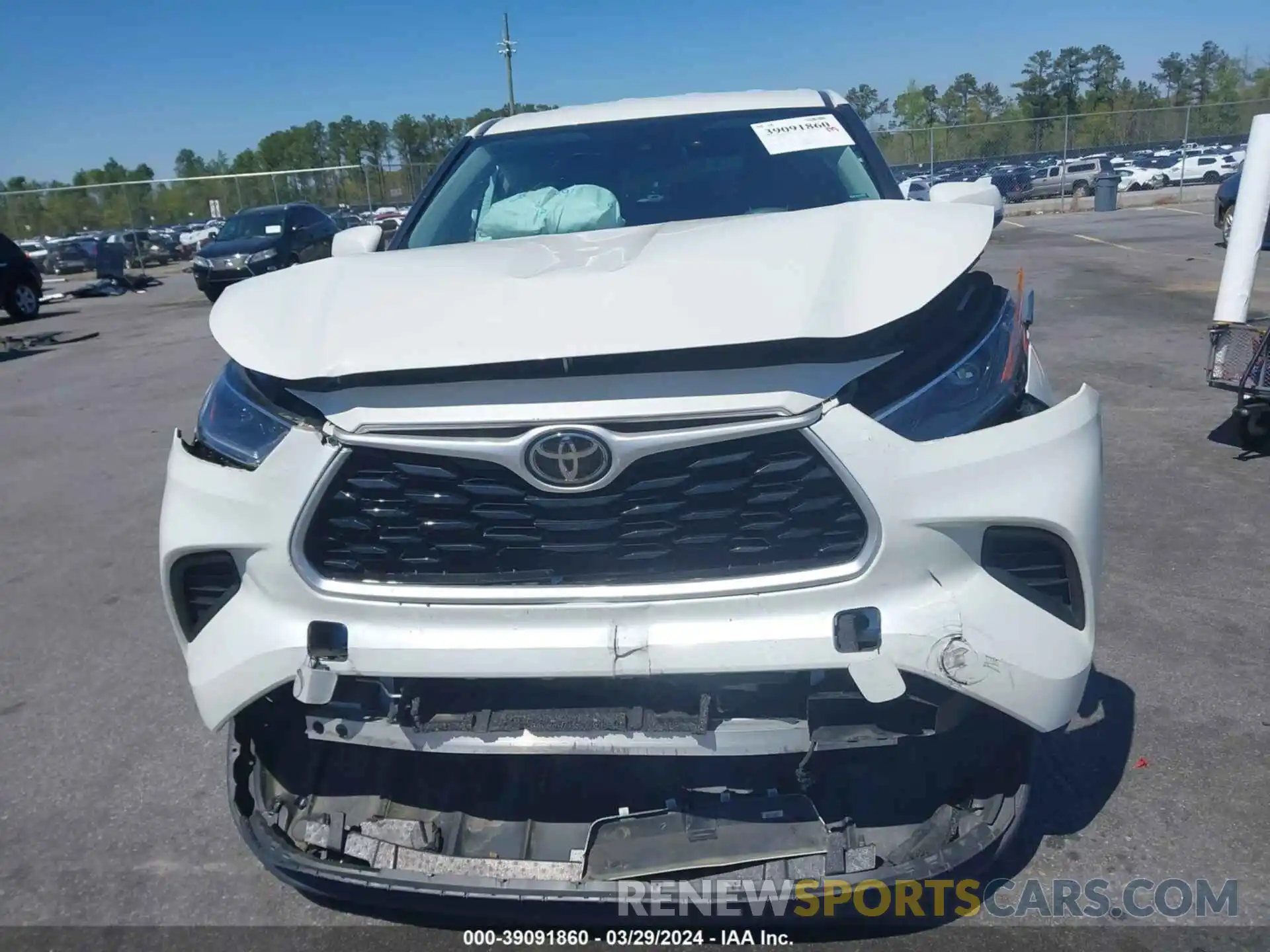 6 Photograph of a damaged car 5TDCZRAH9MS039328 TOYOTA HIGHLANDER 2021