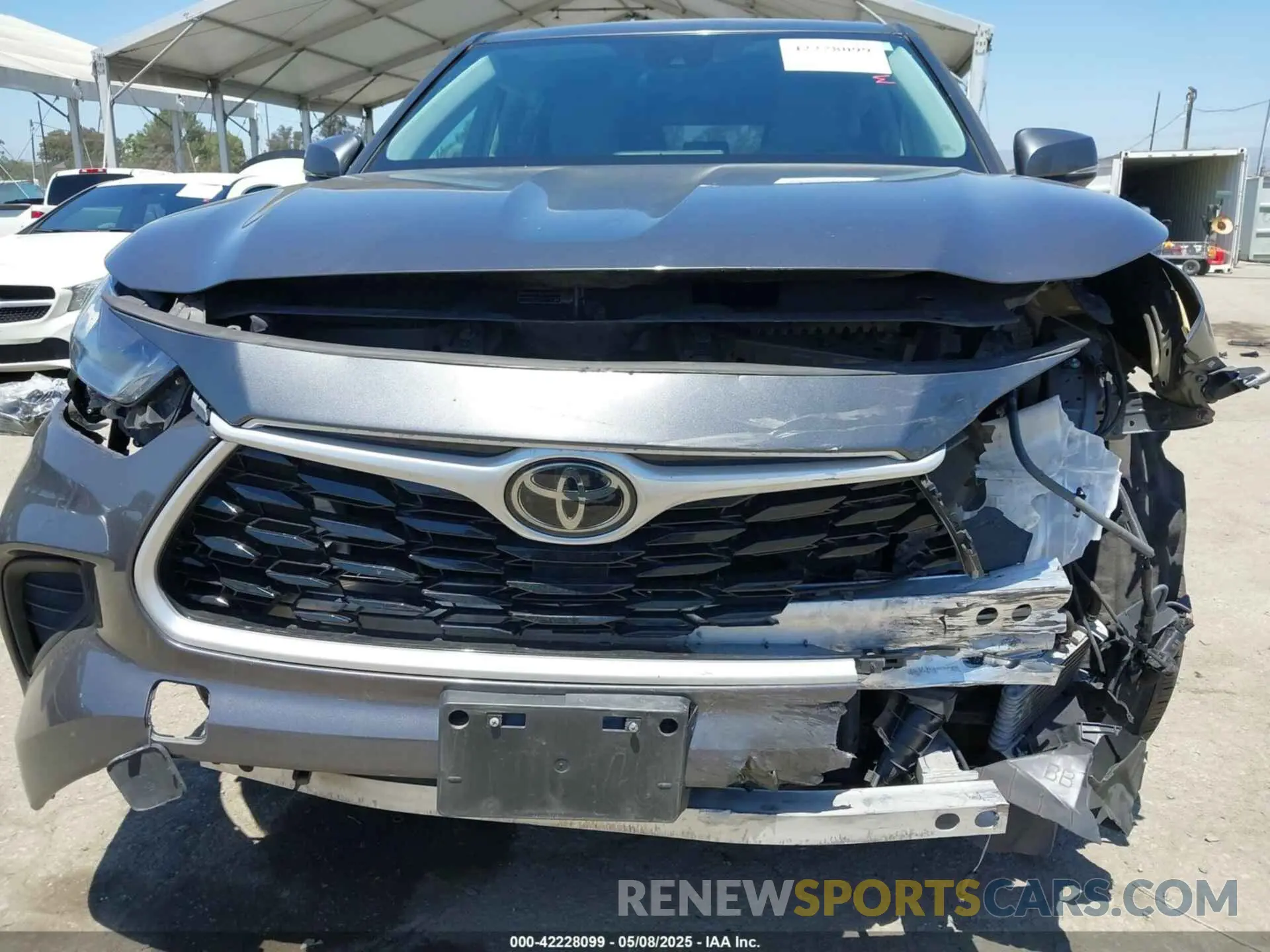 6 Photograph of a damaged car 5TDCZRAH9MS051141 TOYOTA HIGHLANDER 2021