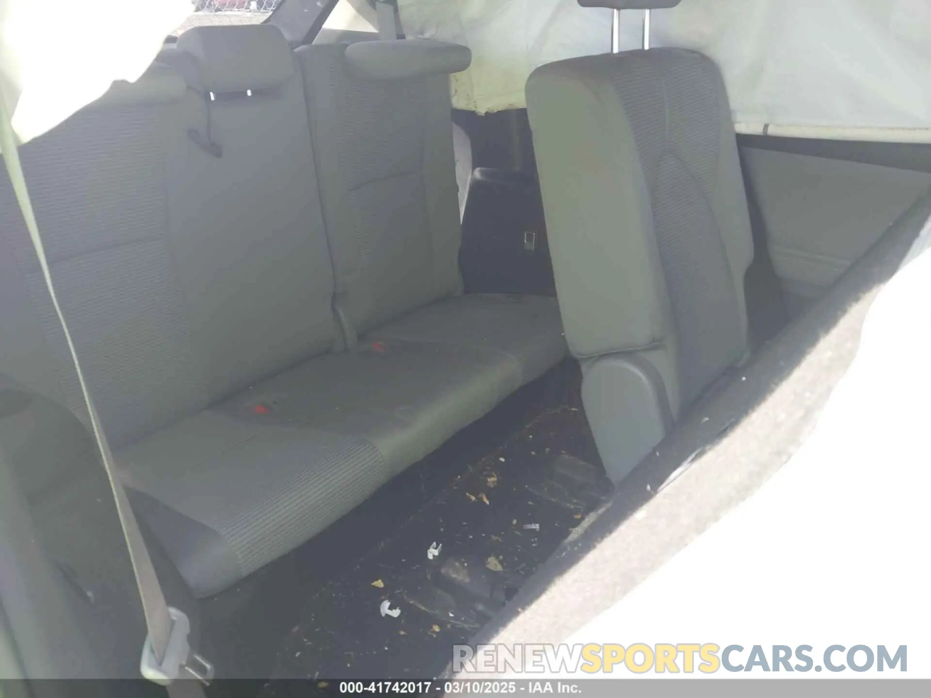 8 Photograph of a damaged car 5TDCZRBH0MS134102 TOYOTA HIGHLANDER 2021