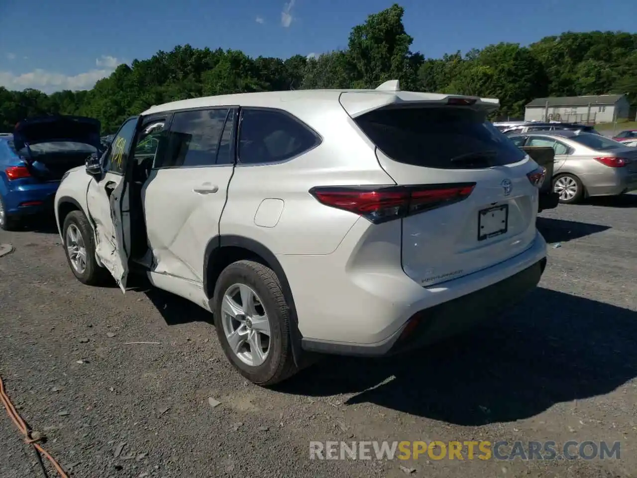 3 Photograph of a damaged car 5TDCZRBH3MS533456 TOYOTA HIGHLANDER 2021