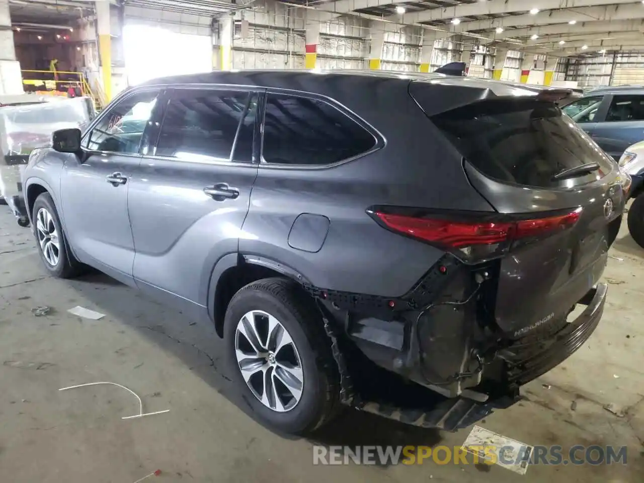 3 Photograph of a damaged car 5TDCZRBH5MS527433 TOYOTA HIGHLANDER 2021