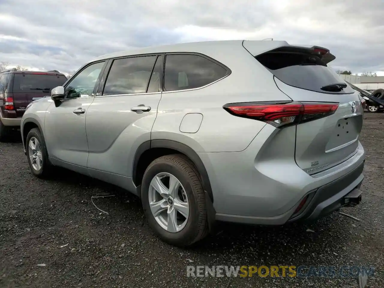 2 Photograph of a damaged car 5TDCZRBH6MS527814 TOYOTA HIGHLANDER 2021