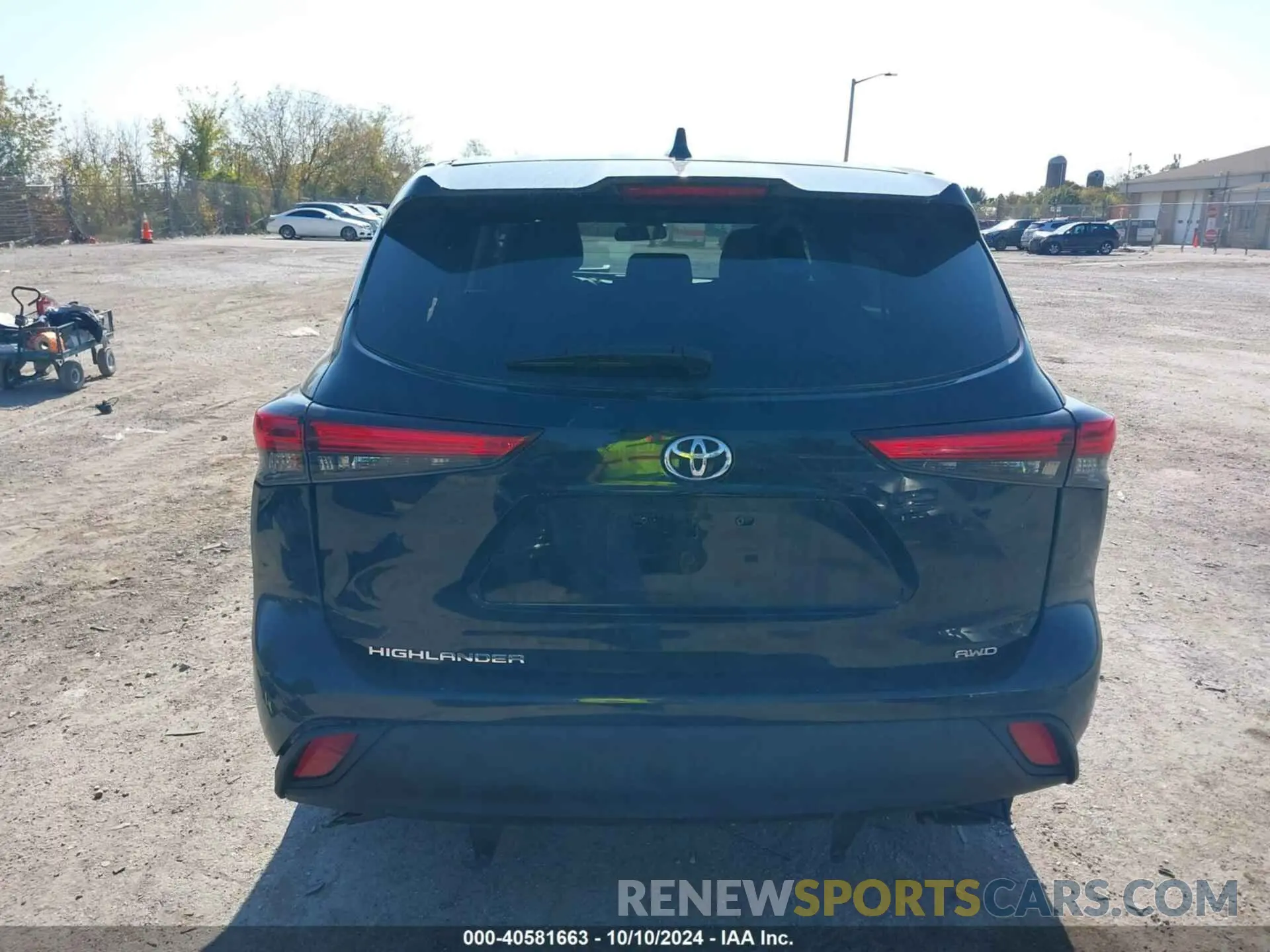 17 Photograph of a damaged car 5TDCZRBH9MS531176 TOYOTA HIGHLANDER 2021