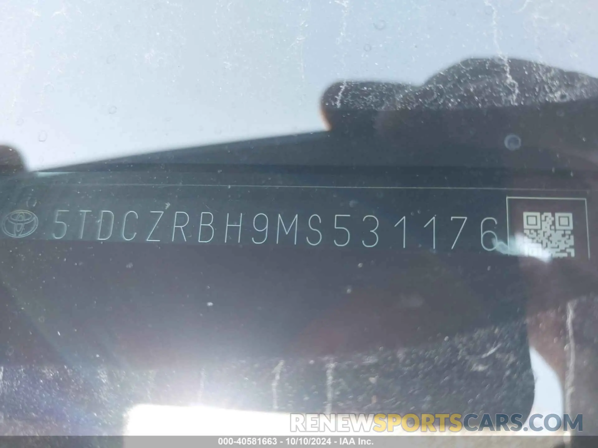 9 Photograph of a damaged car 5TDCZRBH9MS531176 TOYOTA HIGHLANDER 2021
