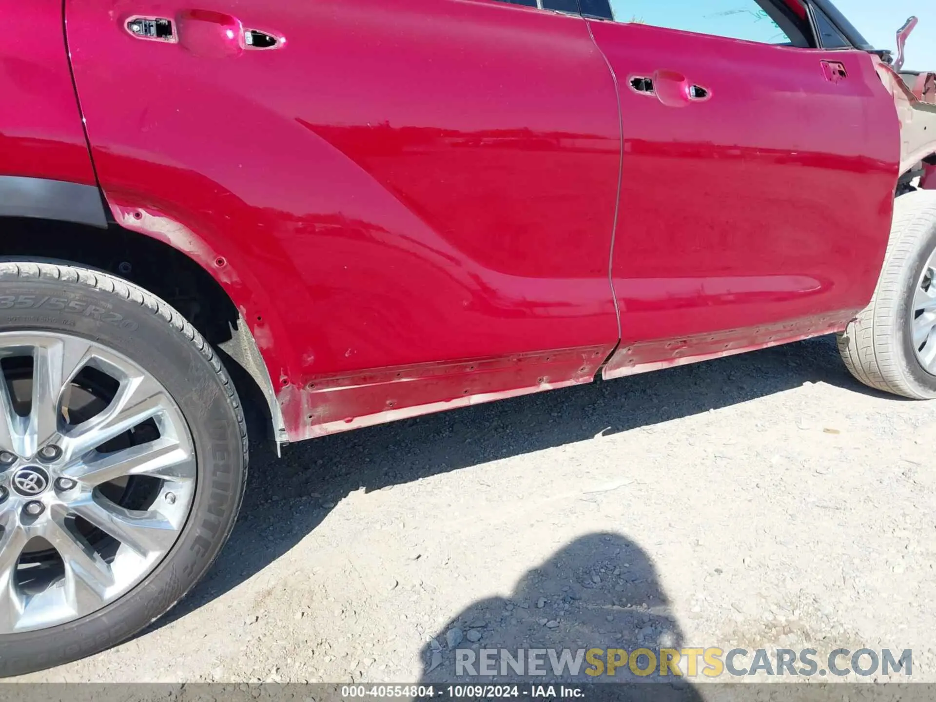 18 Photograph of a damaged car 5TDDBRCH0MS521272 TOYOTA HIGHLANDER 2021