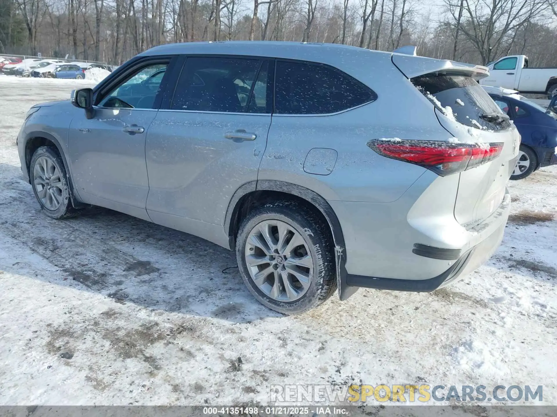 3 Photograph of a damaged car 5TDDBRCH3MS016844 TOYOTA HIGHLANDER 2021