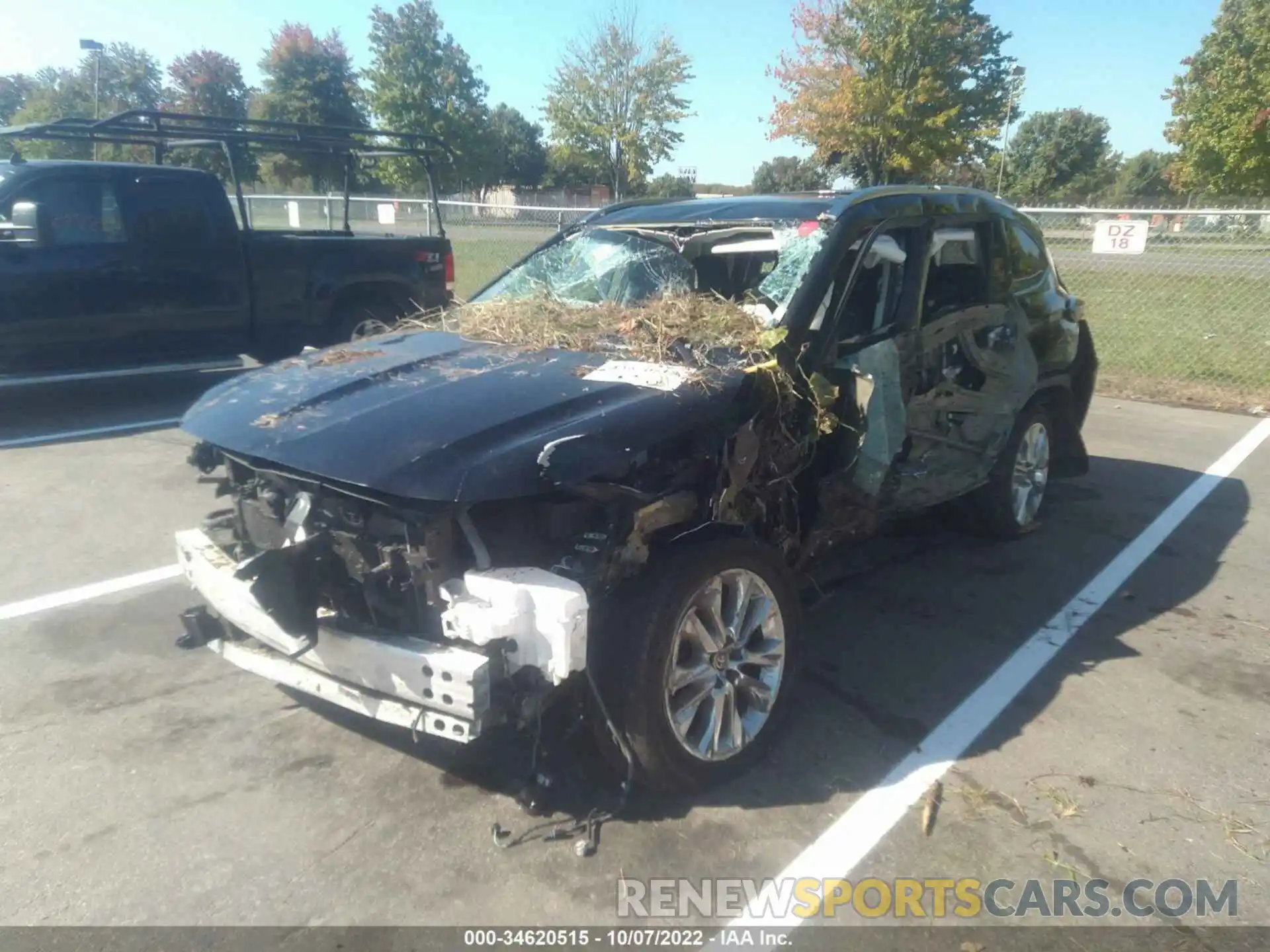 2 Photograph of a damaged car 5TDDBRCH3MS019050 TOYOTA HIGHLANDER 2021