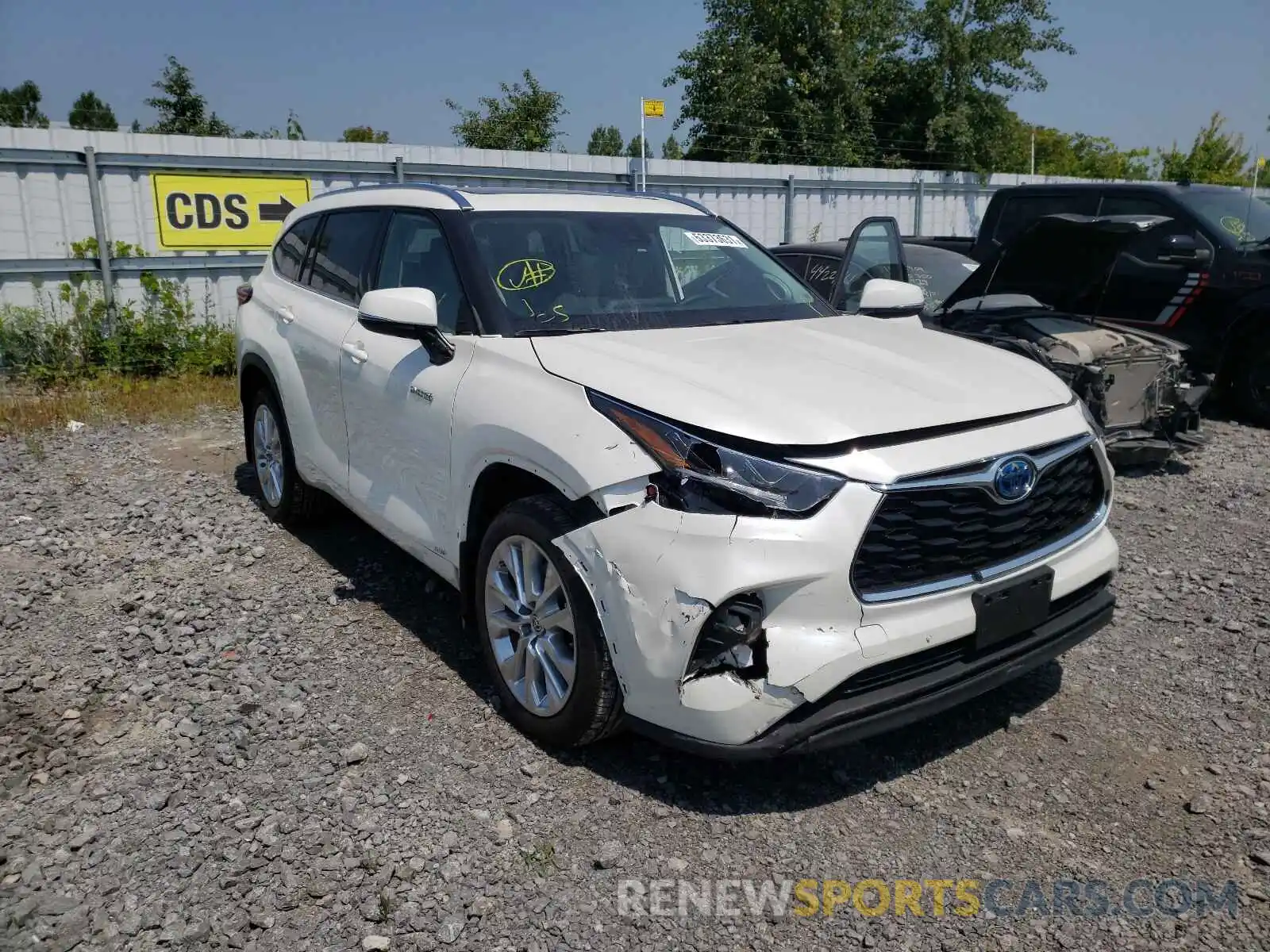 1 Photograph of a damaged car 5TDDBRCH8MS032344 TOYOTA HIGHLANDER 2021