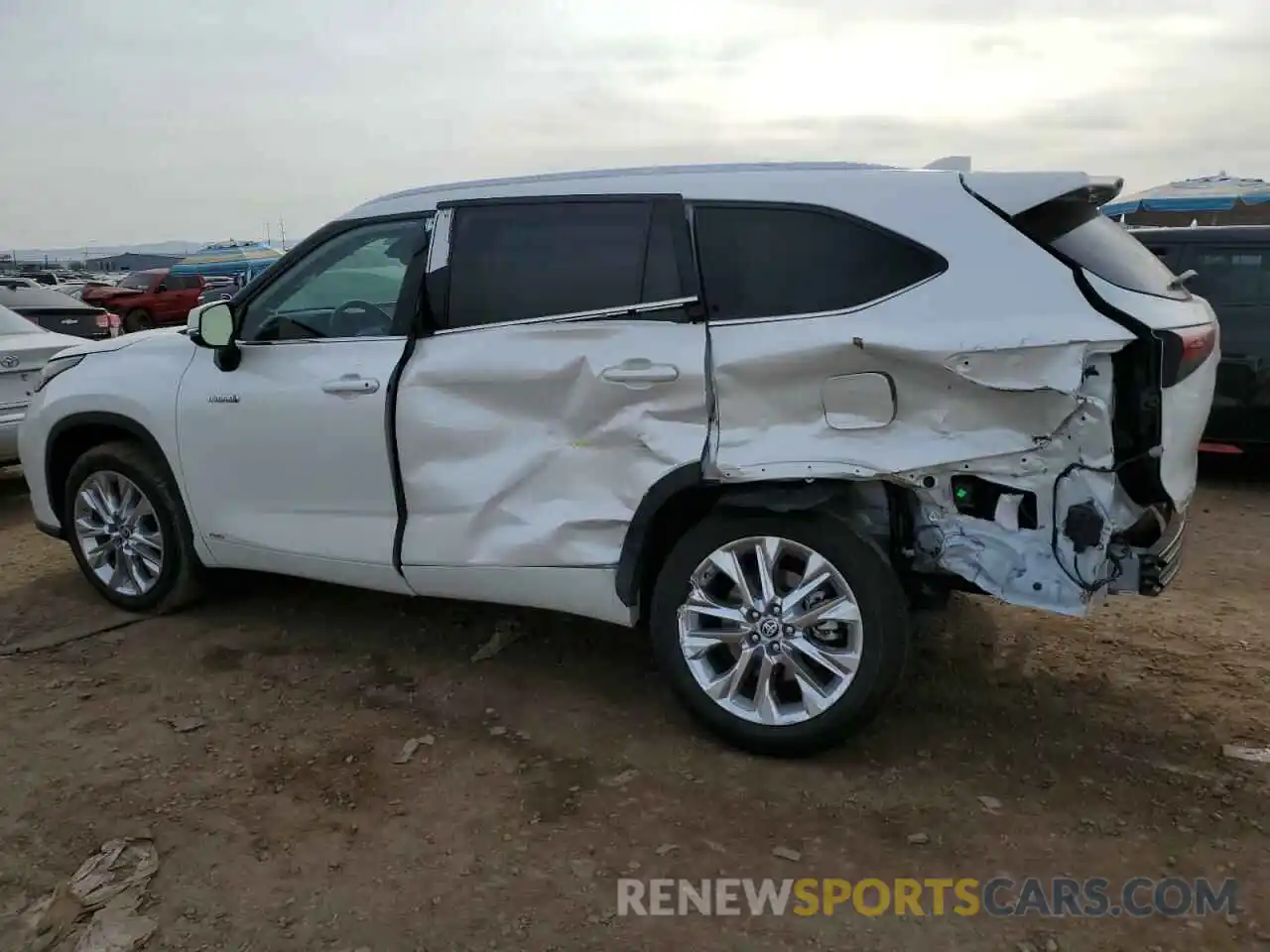 2 Photograph of a damaged car 5TDDBRCH9MS053994 TOYOTA HIGHLANDER 2021