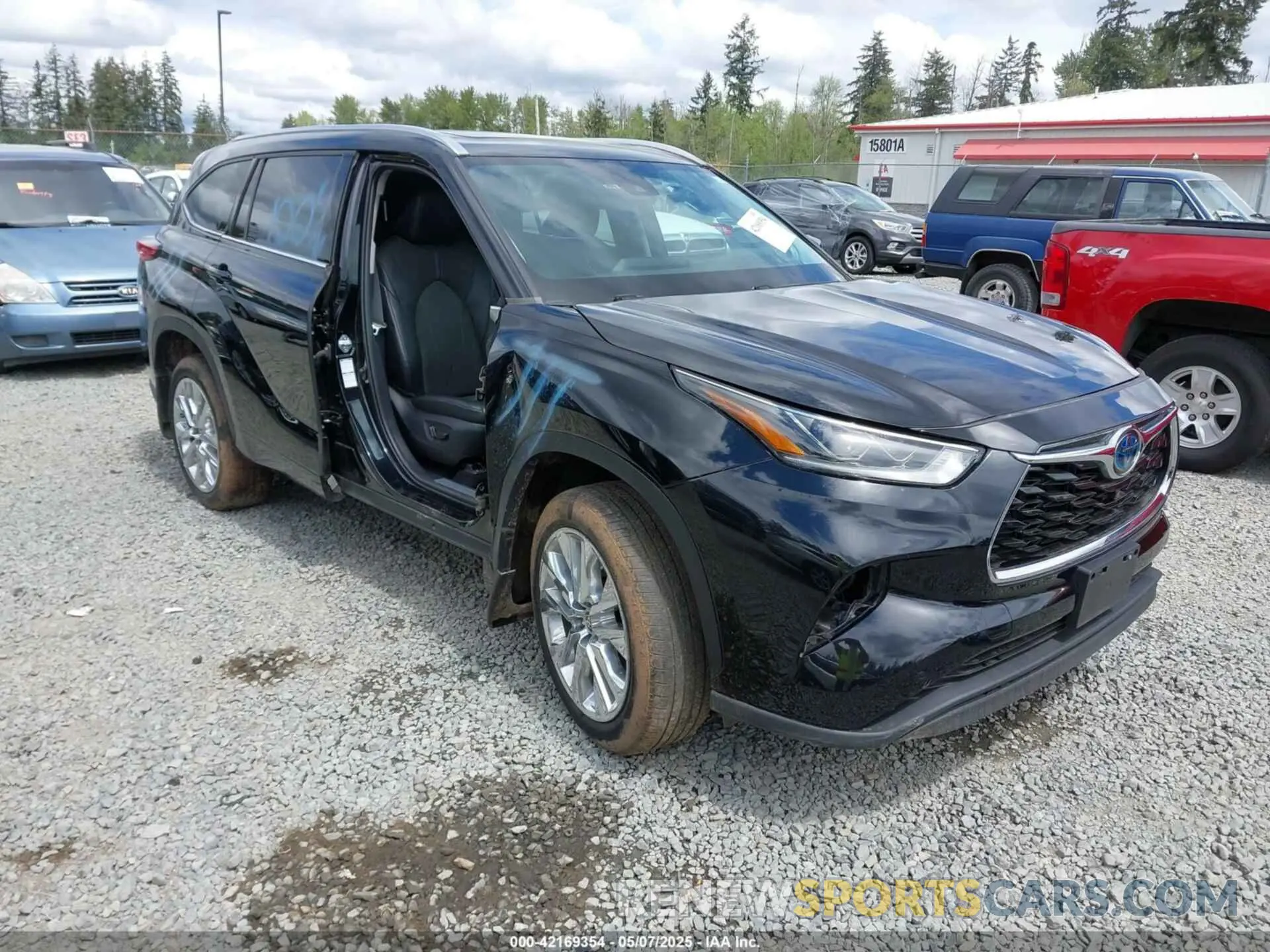 1 Photograph of a damaged car 5TDDBRCH9MS531122 TOYOTA HIGHLANDER 2021