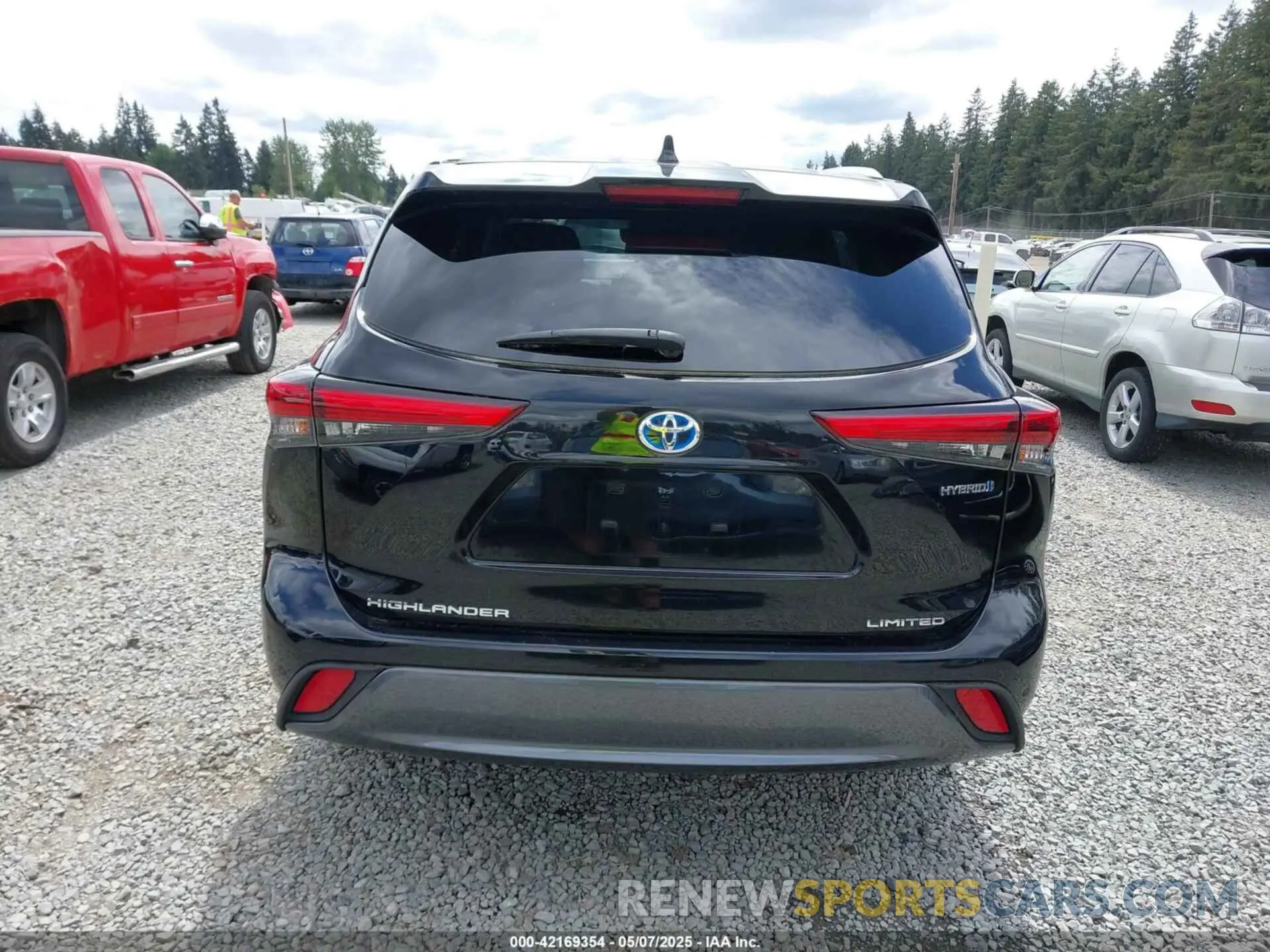16 Photograph of a damaged car 5TDDBRCH9MS531122 TOYOTA HIGHLANDER 2021