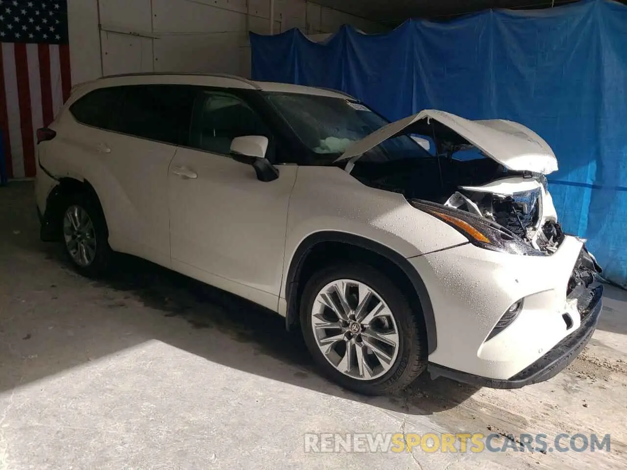 4 Photograph of a damaged car 5TDDZRBH0MS059017 TOYOTA HIGHLANDER 2021