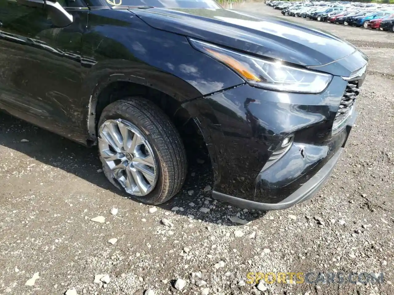 9 Photograph of a damaged car 5TDDZRBH0MS555810 TOYOTA HIGHLANDER 2021