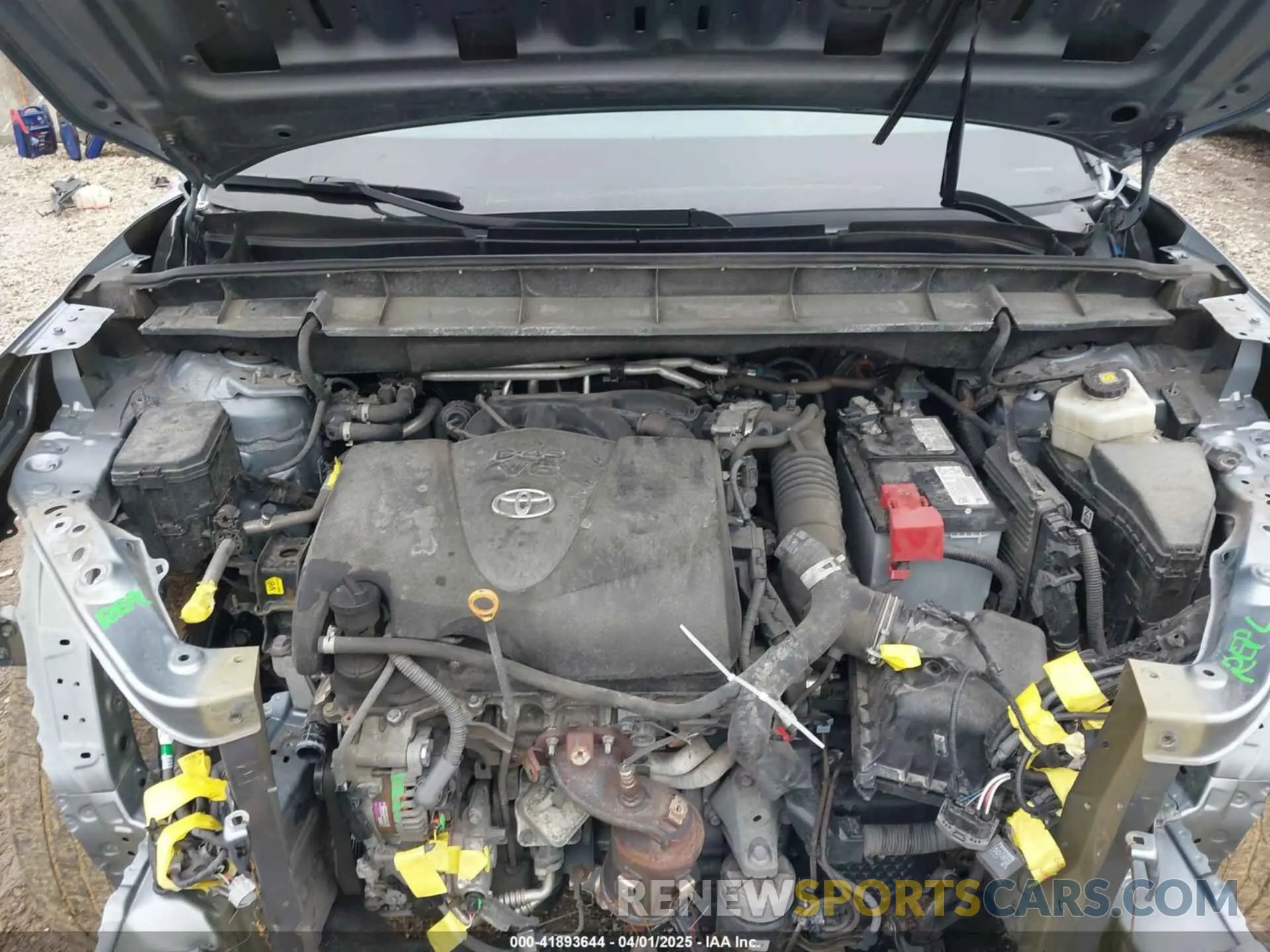 10 Photograph of a damaged car 5TDDZRBH2MS108413 TOYOTA HIGHLANDER 2021