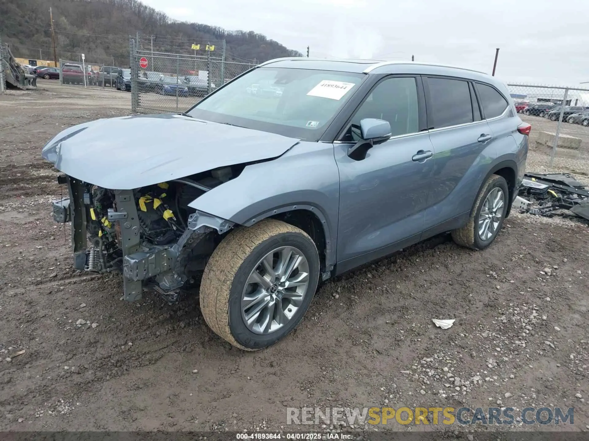2 Photograph of a damaged car 5TDDZRBH2MS108413 TOYOTA HIGHLANDER 2021