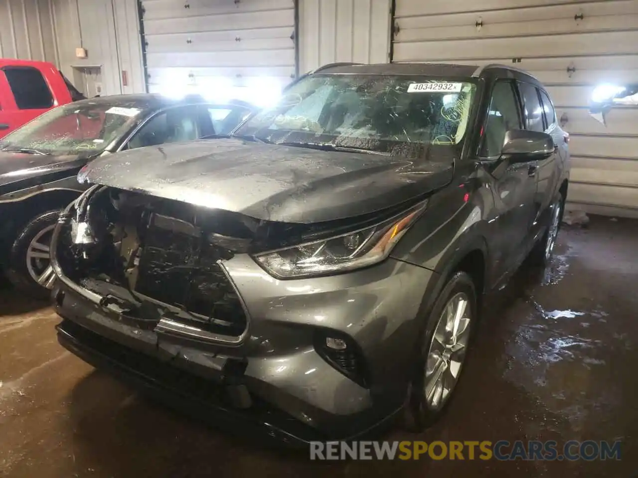 2 Photograph of a damaged car 5TDDZRBH3MS069184 TOYOTA HIGHLANDER 2021